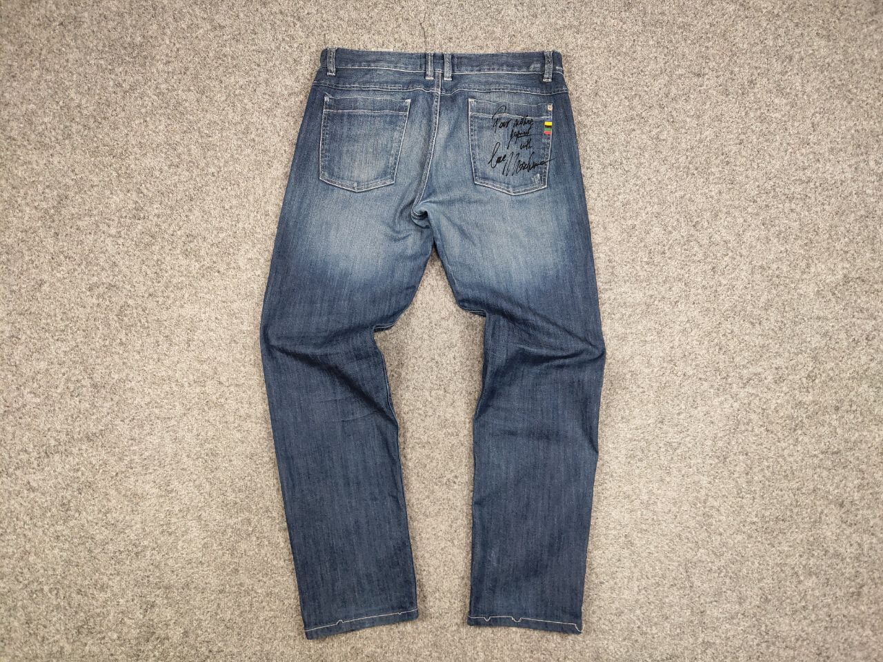 Moschino Love Moschino Italy Designer Japan Logo Faded Denim Jeans Size US 34 / EU 50 - 13 Thumbnail