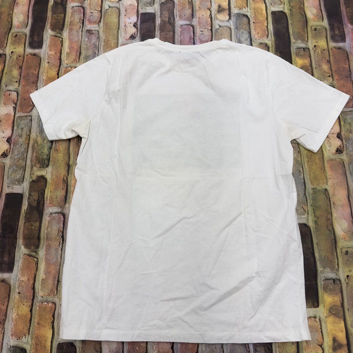 A.P.C. La Rose tee Size US L / EU 52-54 / 3 - 2 Thumbnail