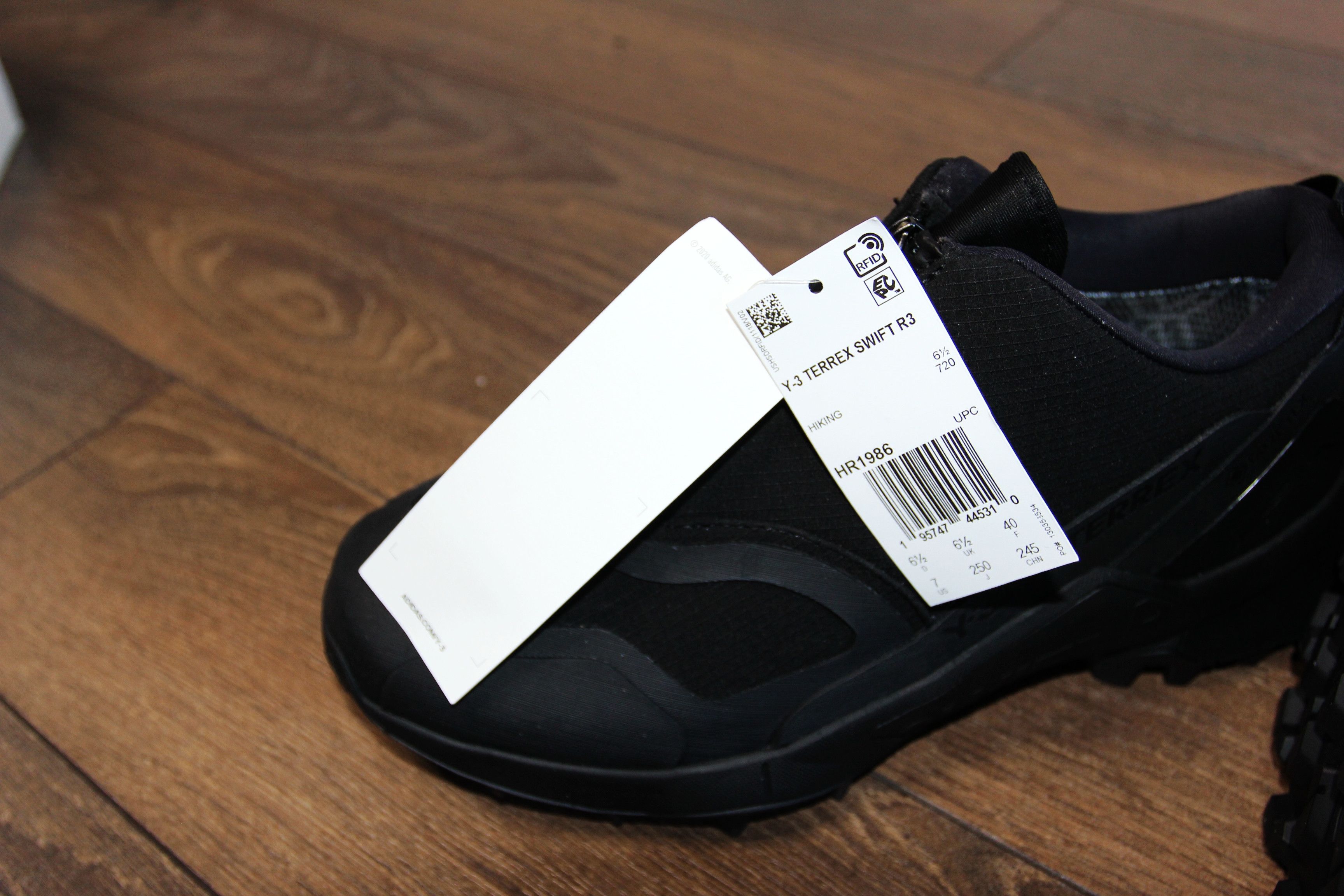 Y-3 BNWT AW22 Y-3 TERREX SWIFT R3 SNEAKERS 40 Size US 7 / EU 40 - 8 Thumbnail