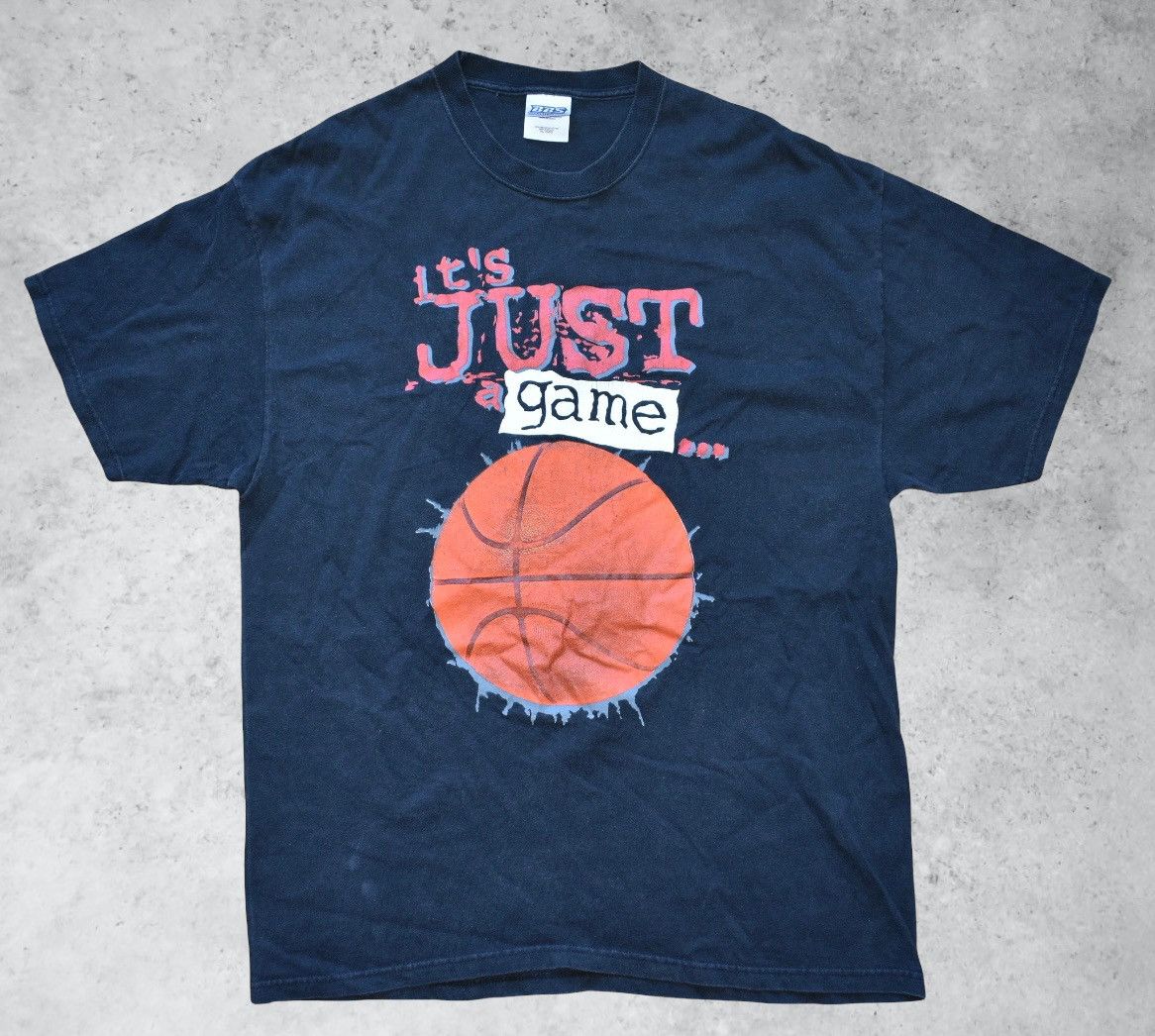 Vintage Vintage Basketball T-Shirt (XL) Size US XL / EU 56 / 4 - 1 Thumbnail