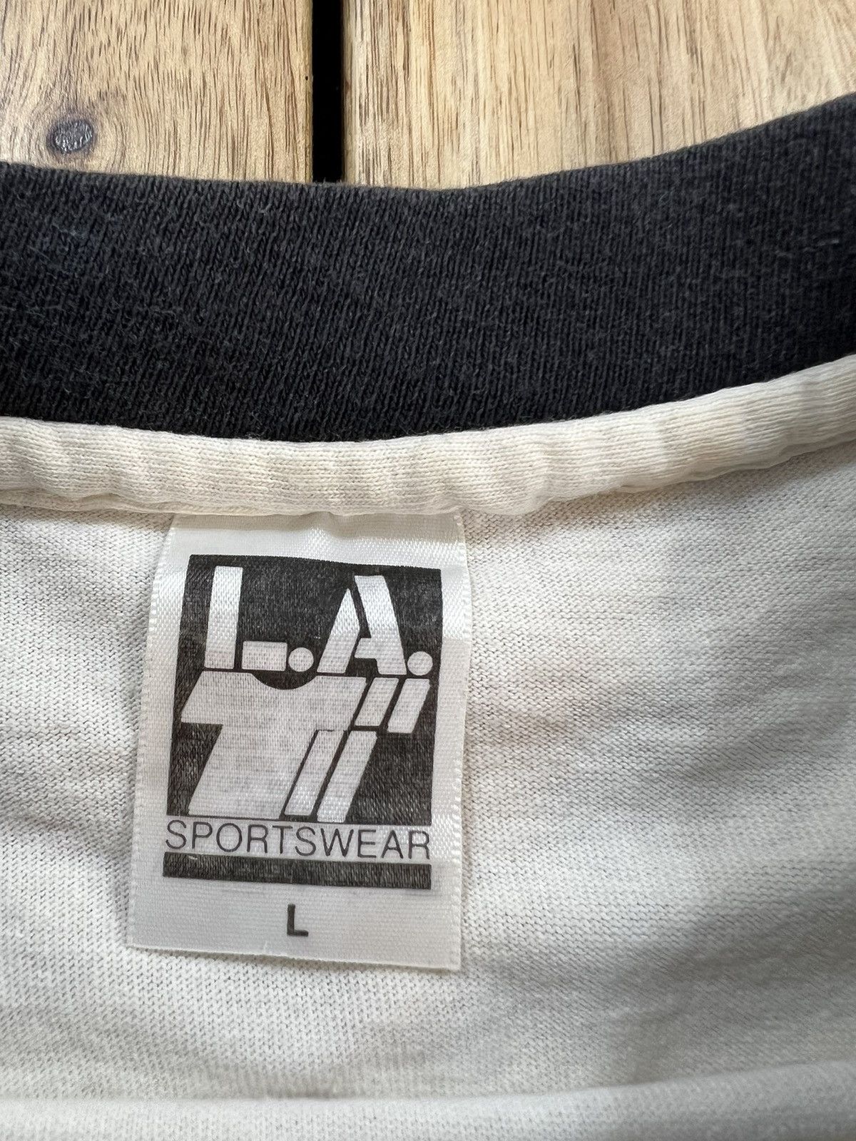 Band Tees Vintage 80’s The Beatles The Fab Fours Band Tees Size US L / EU 52-54 / 3 - 9 Thumbnail