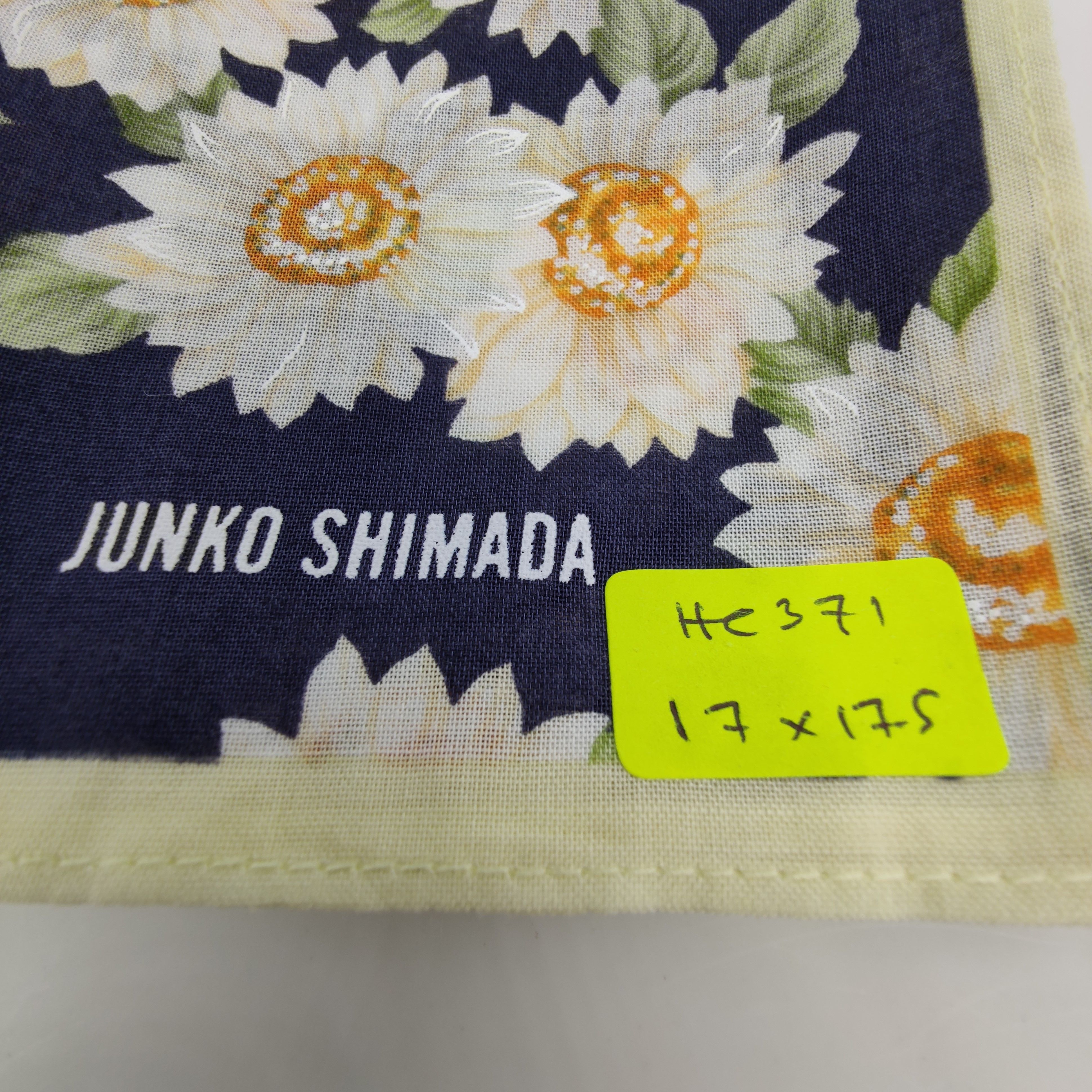 Junko Shimada Junko Shimada Handkerchief/Neckerchief/Bandana HC371 Size ONE SIZE - 5 Thumbnail