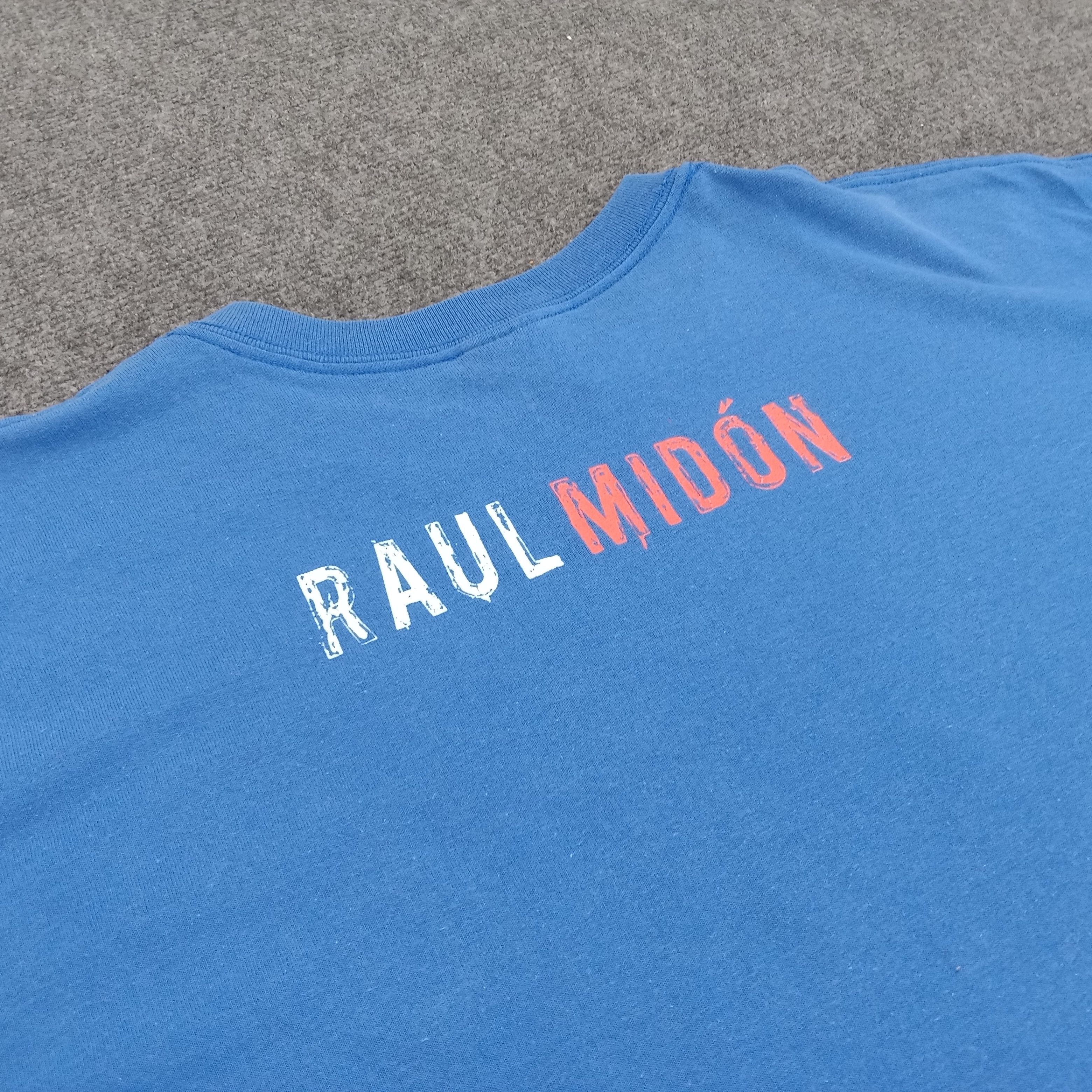 Gildan × Vintage Raul Midon American Singer Songwriter Tshirt Size US L / EU 52-54 / 3 - 4 Thumbnail