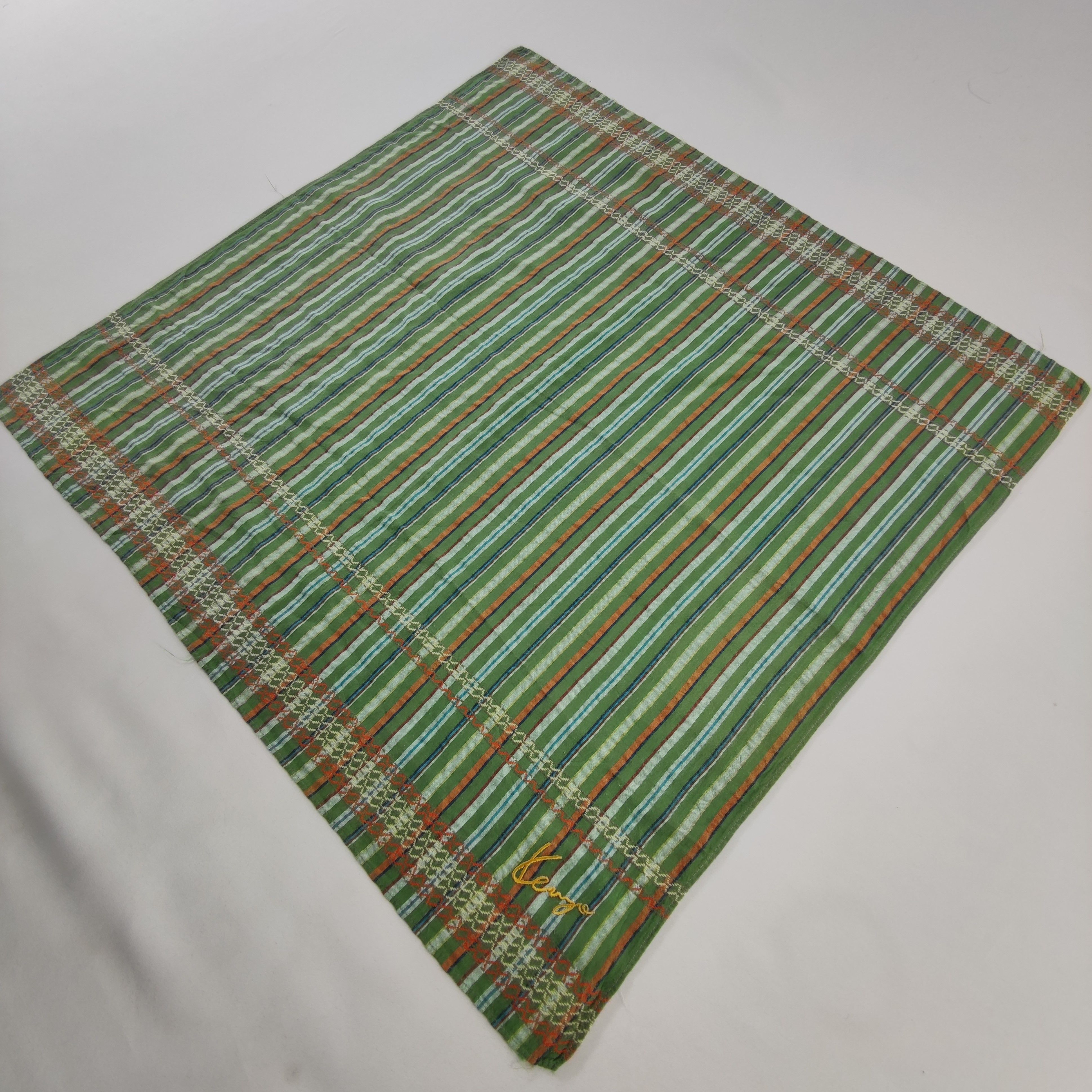 Kenzo × Vintage Kenzo Handkerchief / Neckerchief / Bandana HC005 Size ONE SIZE - 3 Thumbnail