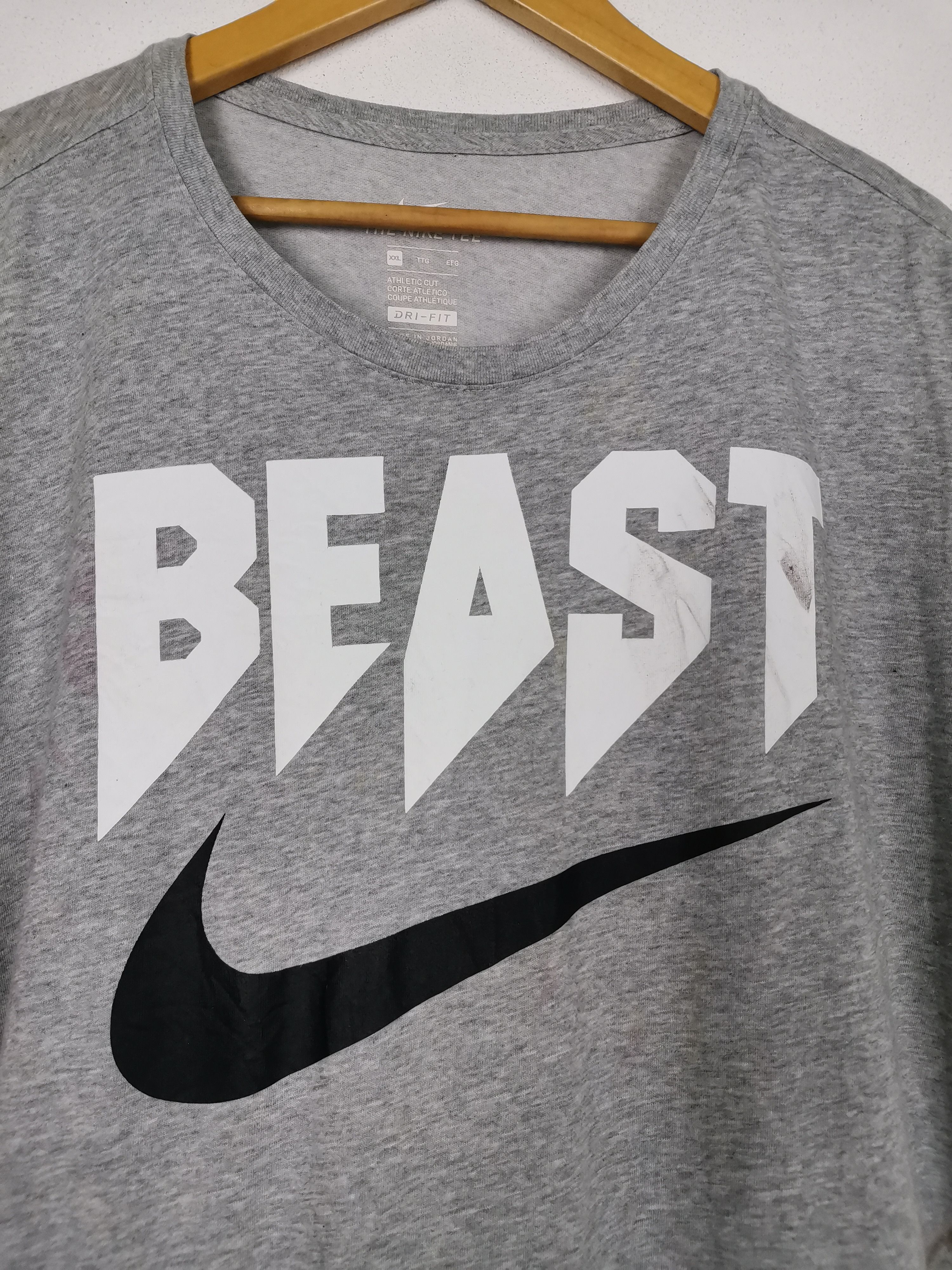 Nike NIKE BEAST GRAPHIC TEE Size US XXL / EU 58 / 5 - 2 Thumbnail