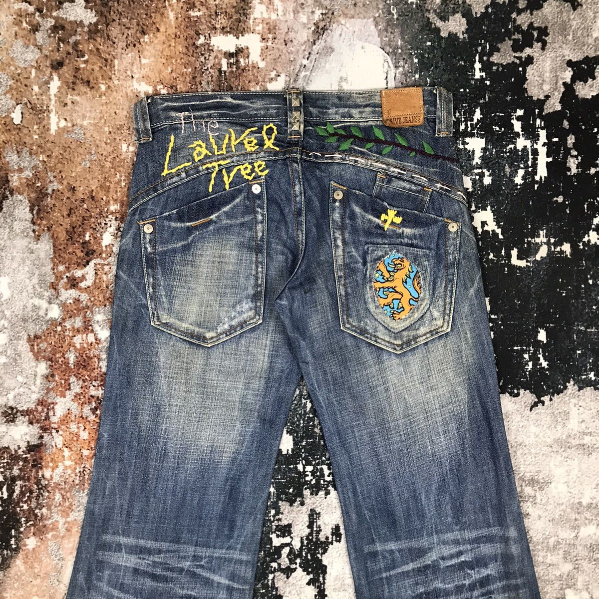 Designer × Vintage Vintage Drive Jeans Flare Spike Embroidery Light Wash Jeans Size 30" / US 8 / IT 44 - 2 Thumbnail
