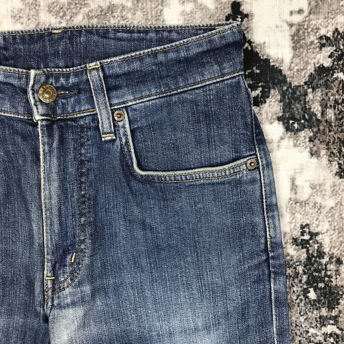 Edwin × Japanese Brand × Vintage Vintage Edwin 503 Slim Blue Light Wash Denim Jeans Size 27" / US 4 / IT 40 - 4 Thumbnail