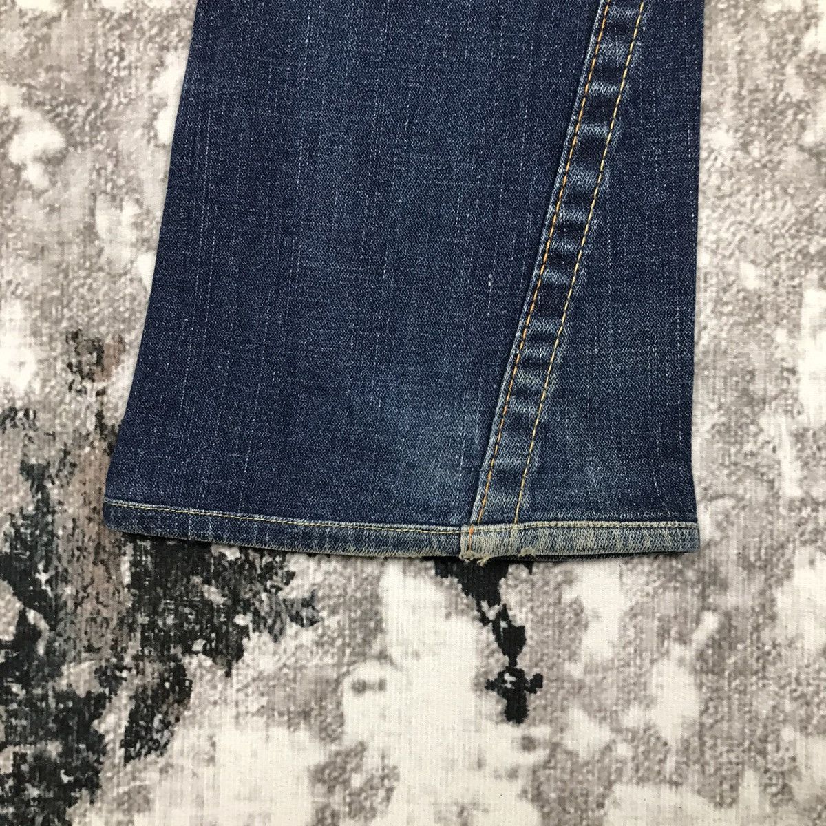 True Religion × Vintage Vintage True Religion Section Joey Flare Denim Jeans Size 28" / US 6 / IT 42 - 6 Thumbnail