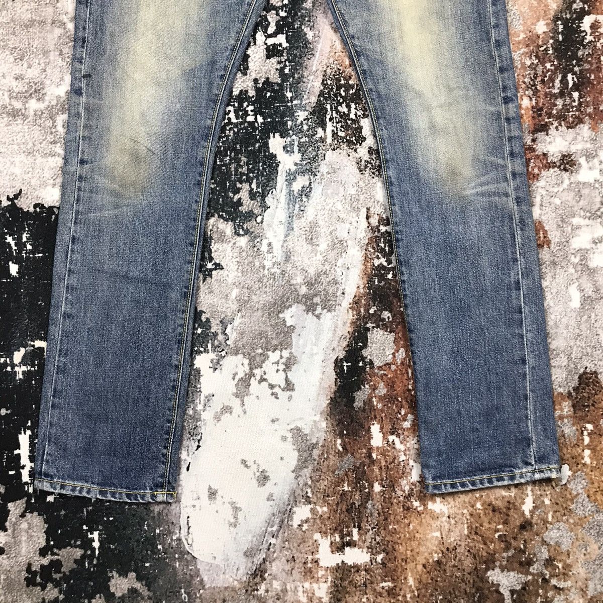 Gap Vintage Gap slim Fit Dirty Light Wash Design Skinny Jeans Size US 30 / EU 46 - 4 Thumbnail