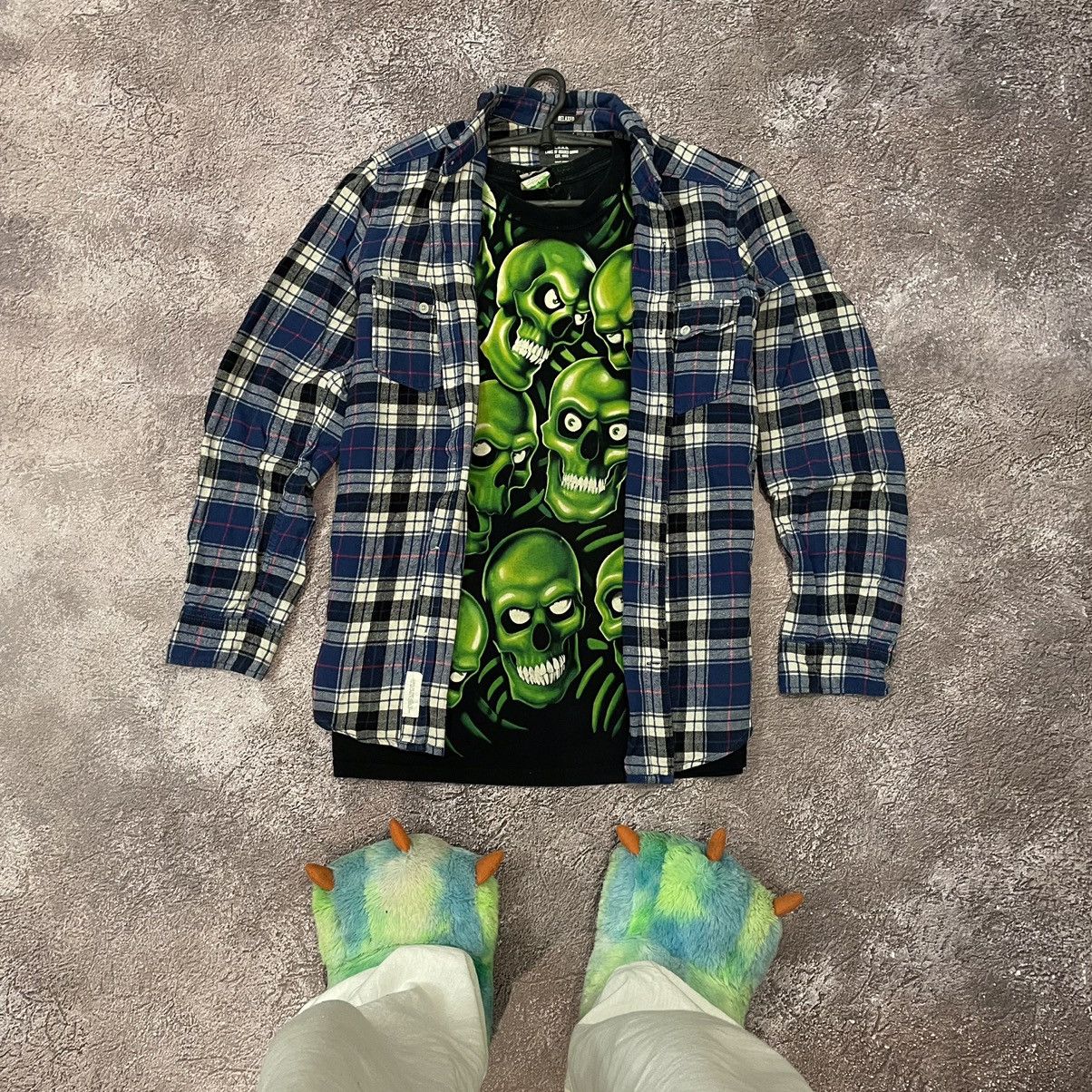 Vintage Vintage 90s Y2K Plaid Shirt Graphic Streetwear Grunge Boxy S Size US S / EU 44-46 / 1 - 1 Thumbnail