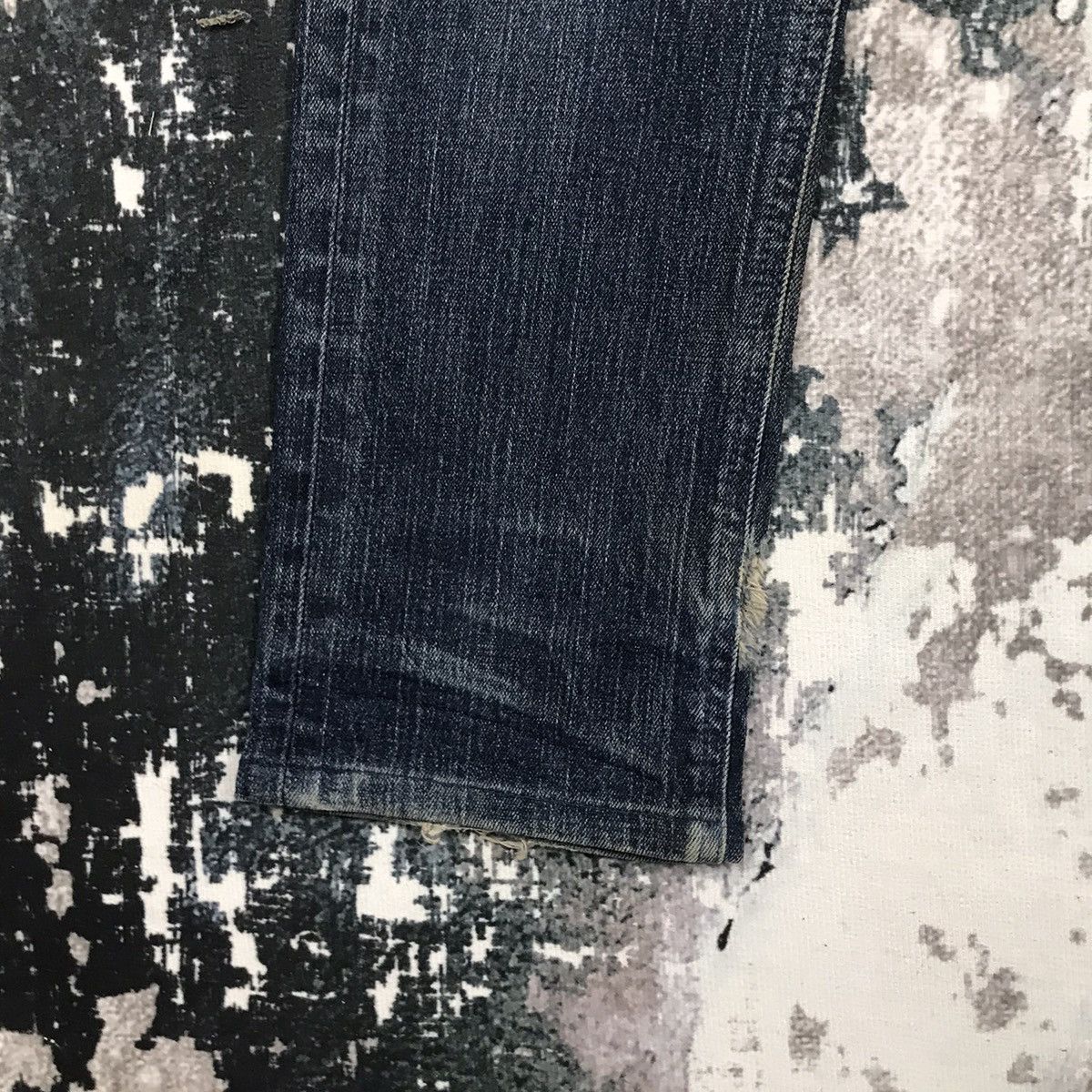 Uniqlo × Vintage Vintage Uniqlo Dirty Distressed Design Slim Denim Jeans Size US 31 - 7 Thumbnail
