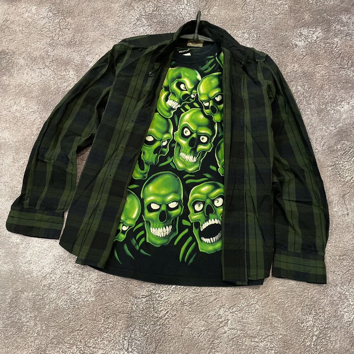Vintage Vintage 90s Y2K Alien Graphic Shirt Goth Rave Black Washed M Size US M / EU 48-50 / 2 - 3 Thumbnail