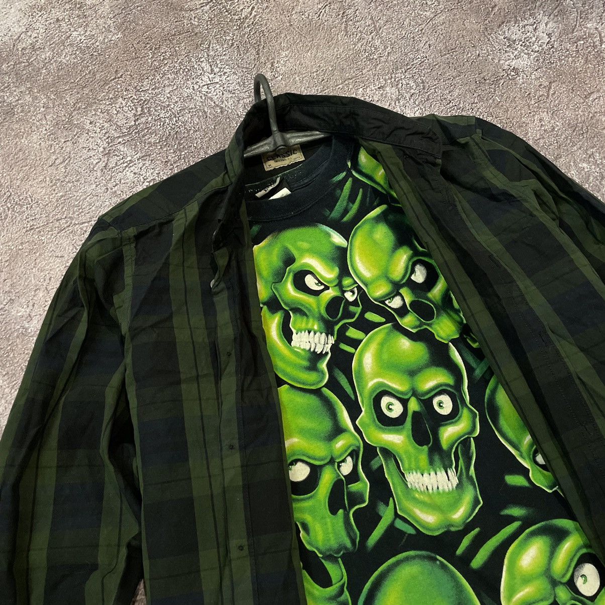 Vintage Vintage 90s Y2K Alien Graphic Shirt Goth Rave Black Washed M Size US M / EU 48-50 / 2 - 4 Thumbnail