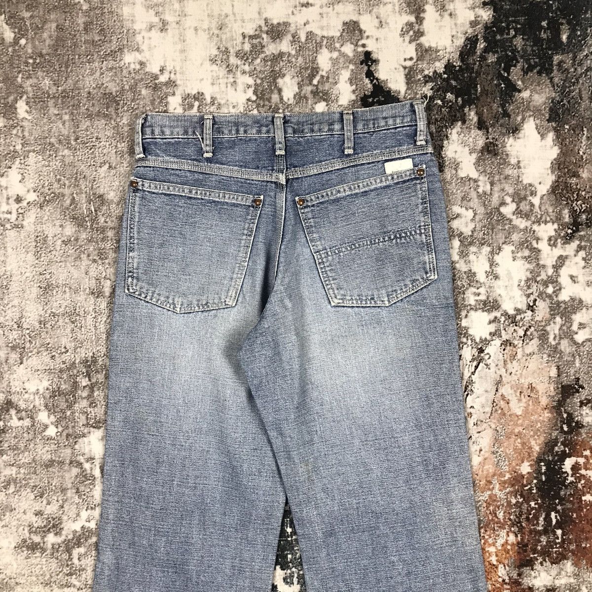 Big John × Japanese Brand × Vintage Vintage Big John Blue Bell Style Light Wash Loose Denim Jean Size 29" - 10 Thumbnail