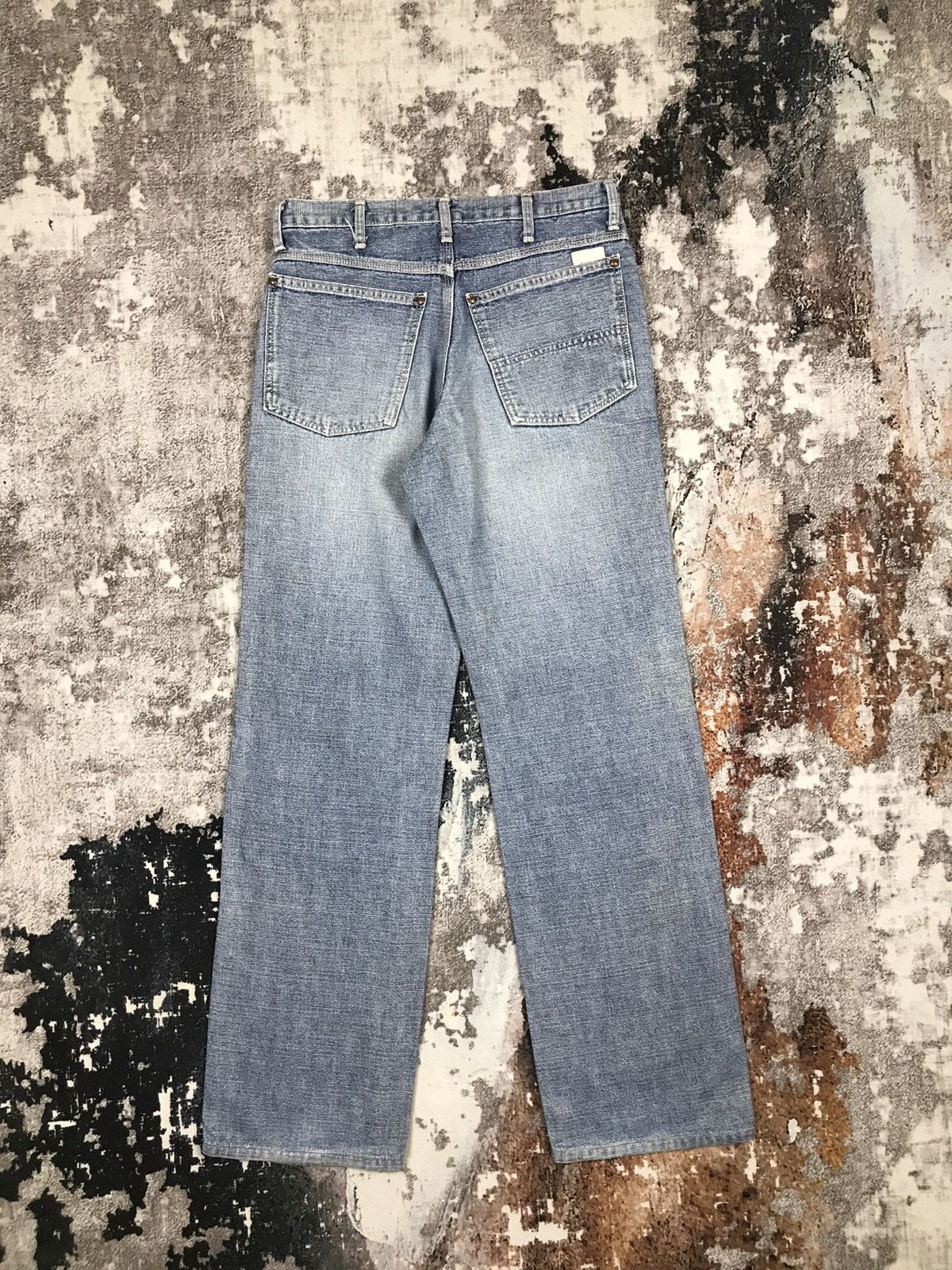 Big John × Japanese Brand × Vintage Vintage Big John Blue Bell Style Light Wash Loose Denim Jean Size 29" - 9 Thumbnail