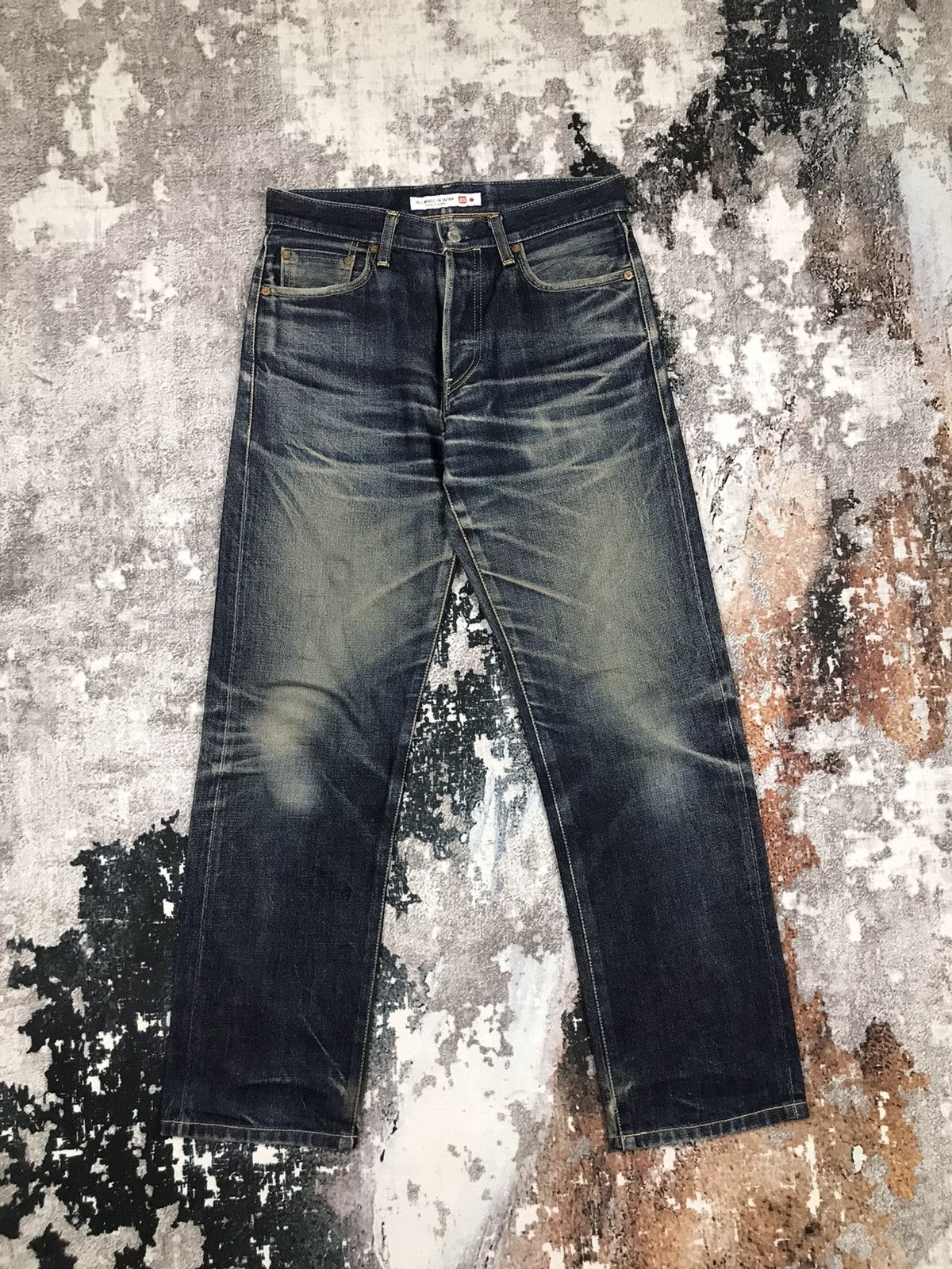 image of Distressed Denim x Uniqlo Vintage Uniqlo Blue Wash Distressed Selvedge Denim Jeans, Men's (Size 30)