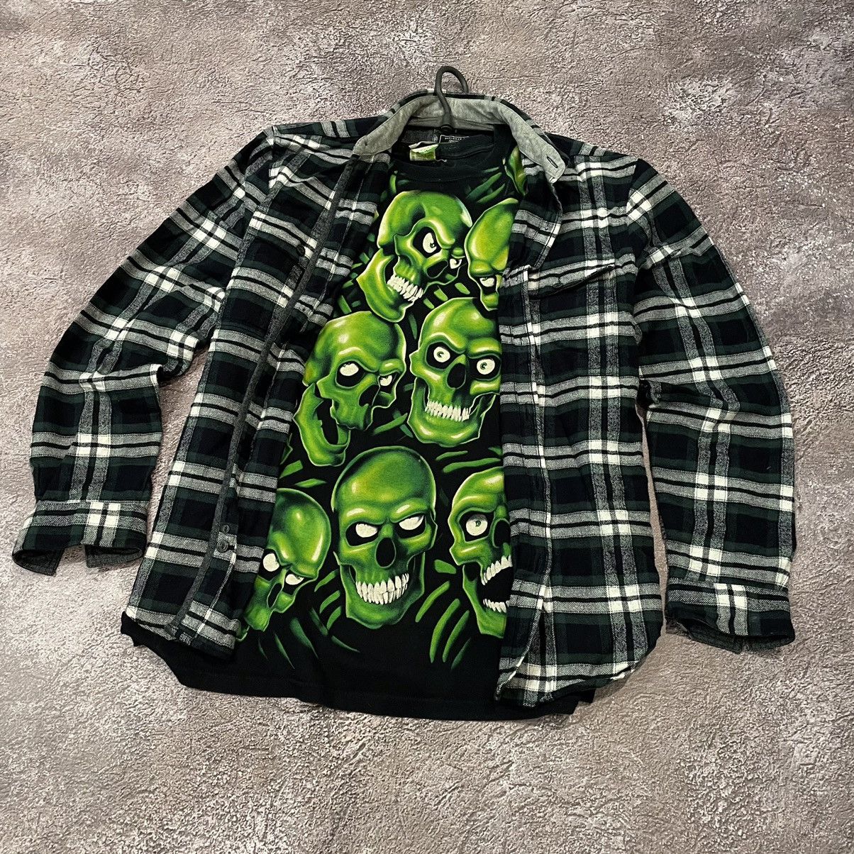 Vintage Vintage 90s Y2K Alien Graphic Plaid Shirt Grunge Washed M Size US M / EU 48-50 / 2 - 3 Thumbnail