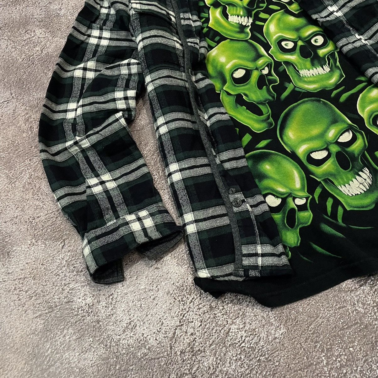 Vintage Vintage 90s Y2K Alien Graphic Plaid Shirt Grunge Washed M Size US M / EU 48-50 / 2 - 2 Thumbnail