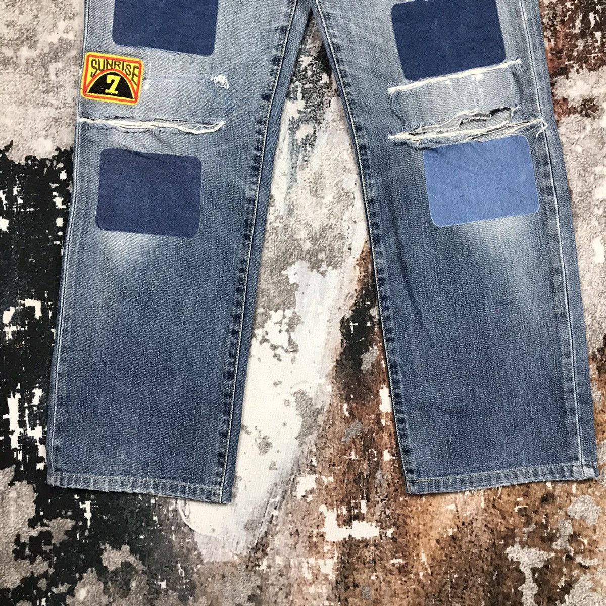 Japanese Brand × Uniqlo Vintage Uniqlo Distressed Patchwork Designs Denim Jeans Size US 32 / EU 48 - 4 Thumbnail