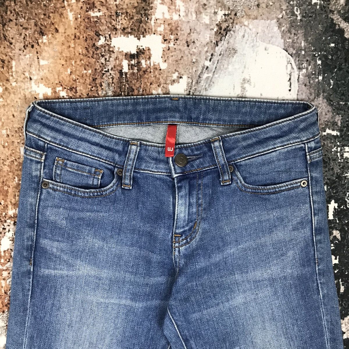 Japanese Brand × Uniqlo × Vintage Vintage Japanese Uniqlo Flare Lot B000 Light Wash Jeans Size 28" / US 6 / IT 42 - 3 Thumbnail