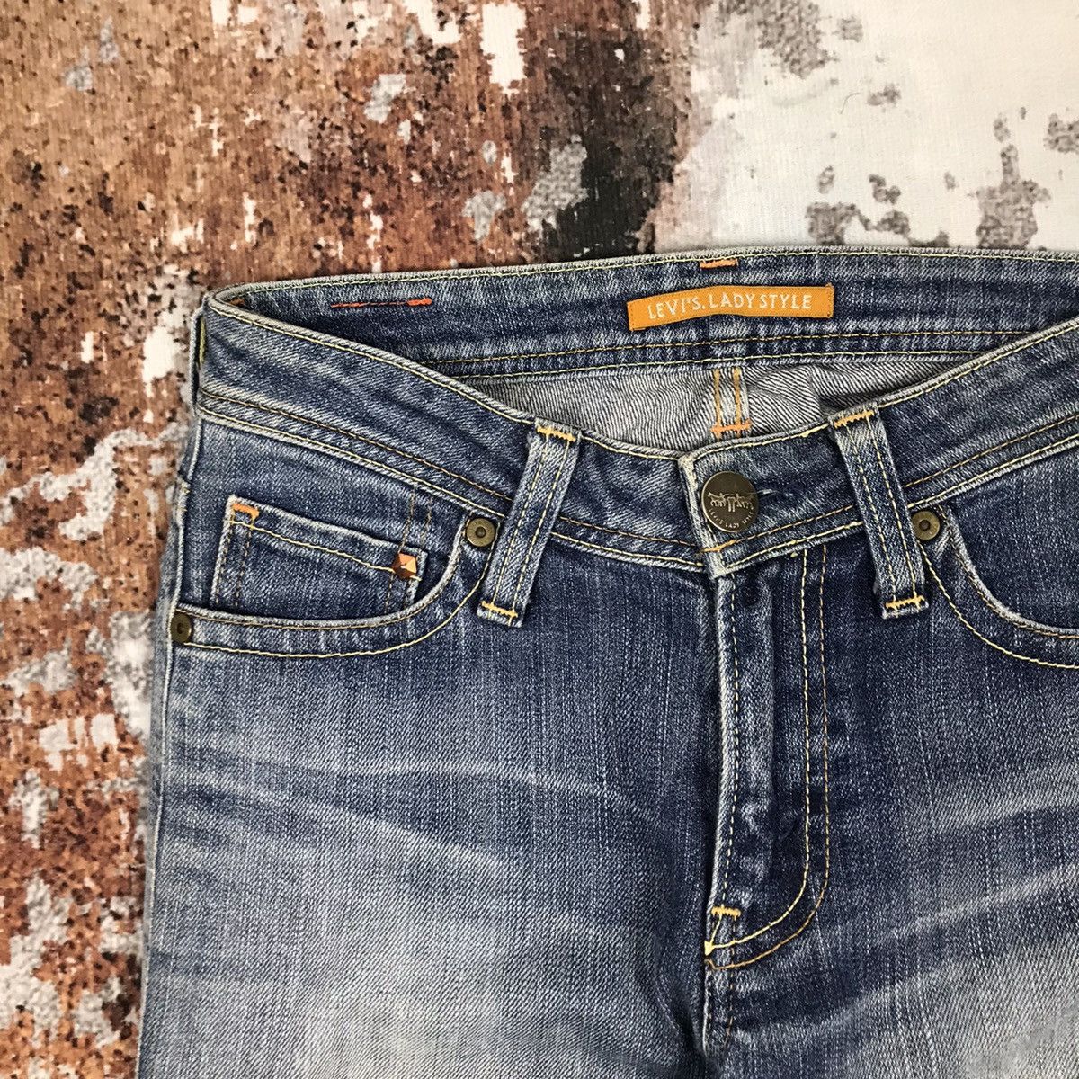 Japanese Brand × Levi's × Vintage Vintage Levis Lady Style Flare Light Wash Jeans Size 26" / US 2 / IT 38 - 12 Thumbnail