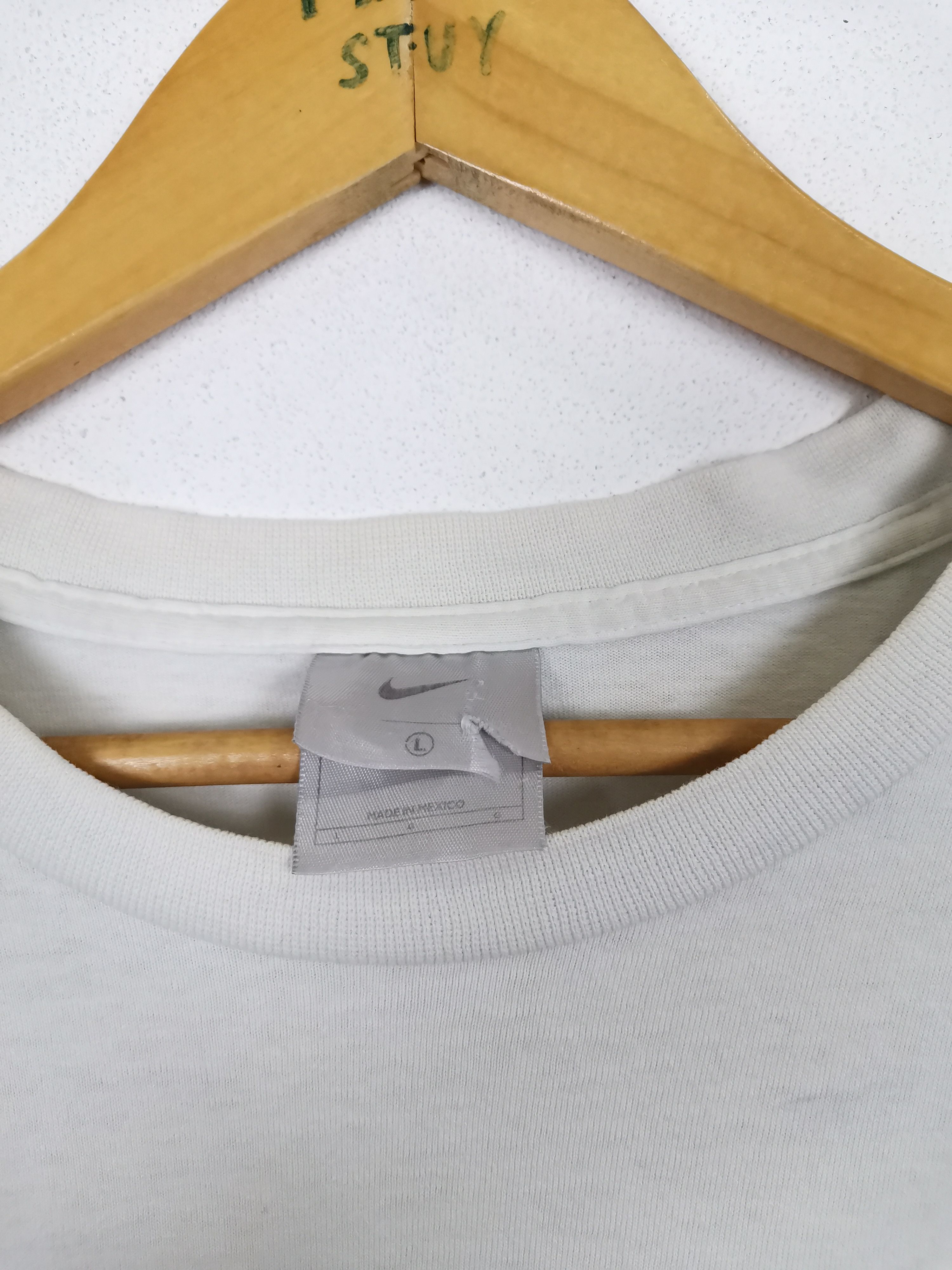 Nike VINTAGE Y2K NIKE GRAPHIC TEE Size US L / EU 52-54 / 3 - 4 Thumbnail