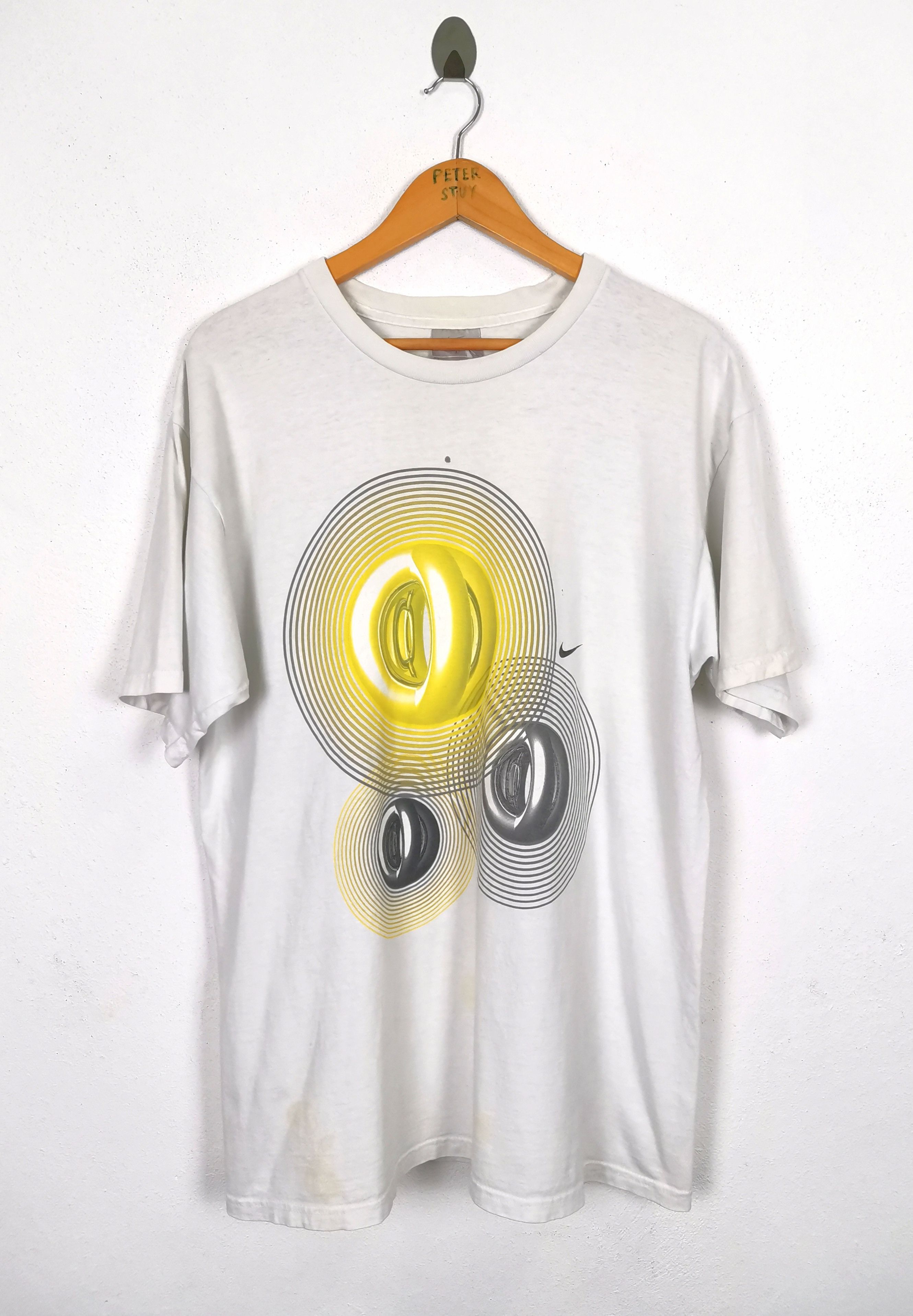 Nike VINTAGE Y2K NIKE GRAPHIC TEE Size US L / EU 52-54 / 3 - 1 Thumbnail