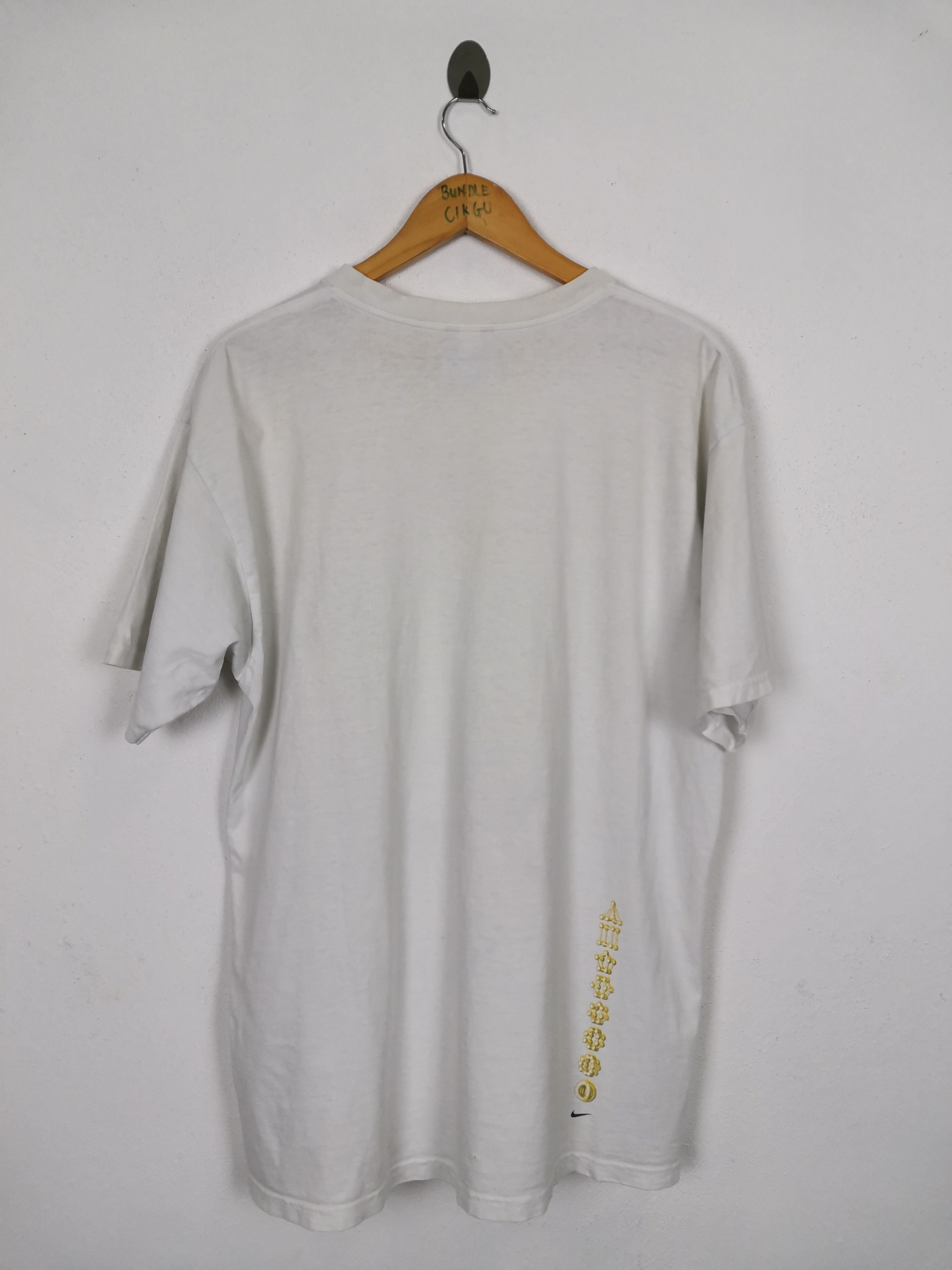 Nike VINTAGE Y2K NIKE GRAPHIC TEE Size US L / EU 52-54 / 3 - 5 Thumbnail
