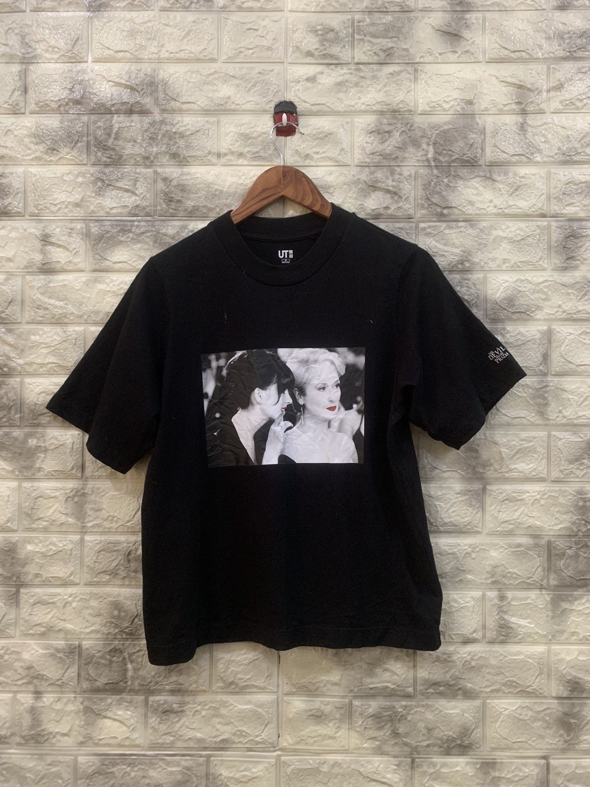 Vintage The Devil Wears Prada Tee Size M / US 6-8 / IT 42-44 - 1 Thumbnail