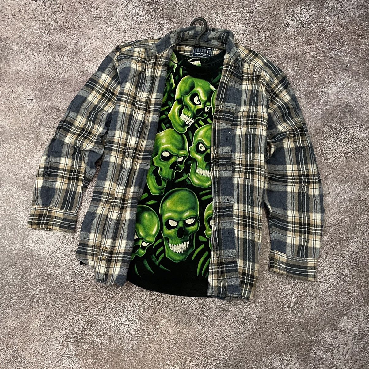 Vintage Vintage 90s Y2K Plaid Shirt Graphic Tee Grunge Streetwear XL Size US XL / EU 56 / 4 - 2 Thumbnail