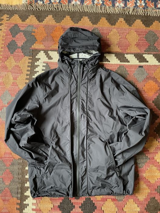 Descente Descente Allterrain transform shell jacket | Grailed