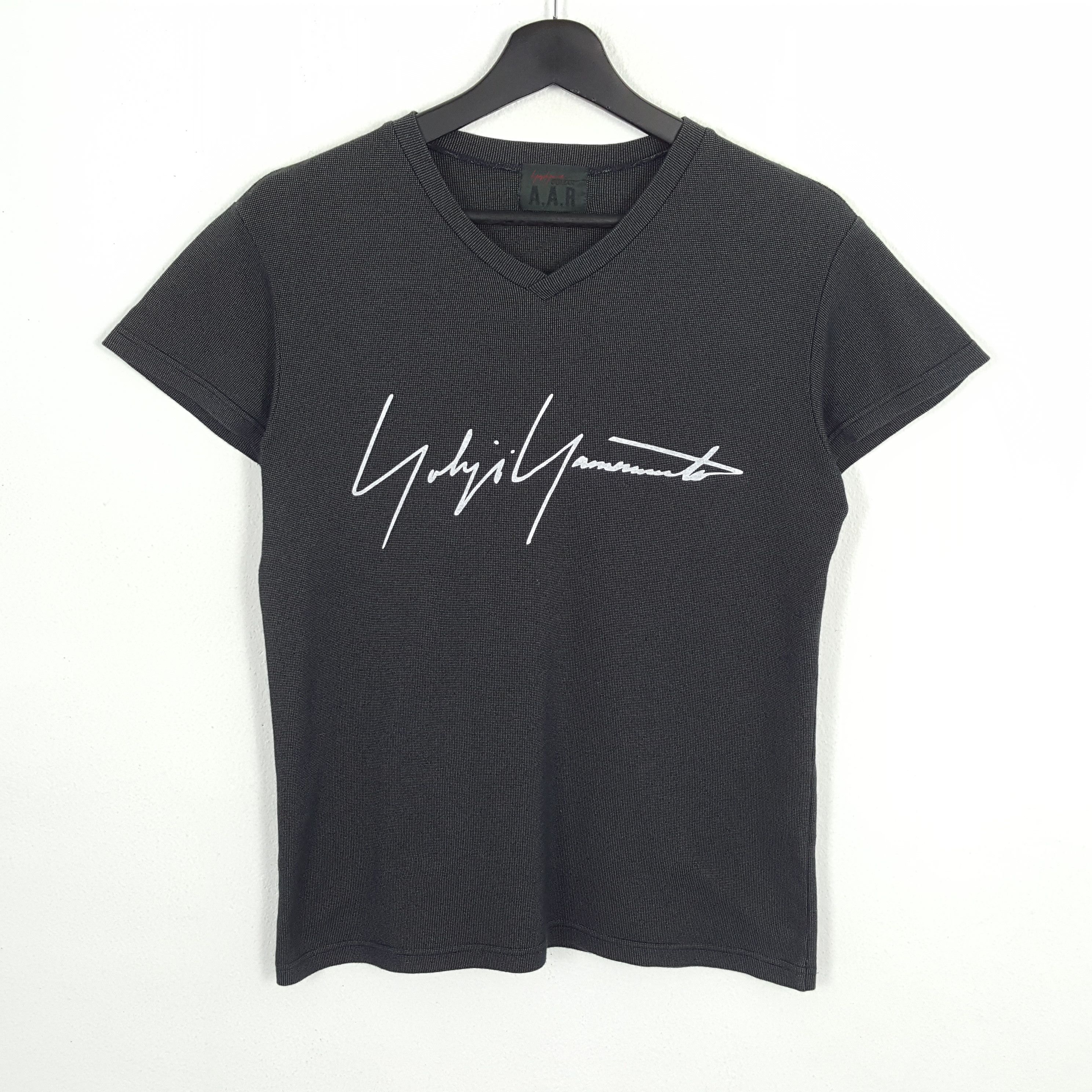 Japanese Brand × Vintage × Yohji Yamamoto YOHJI YAMAMOTO Japanese Designer Custom Logo Style Tshirt Size US M / EU 48-50 / 2 - 1 Thumbnail