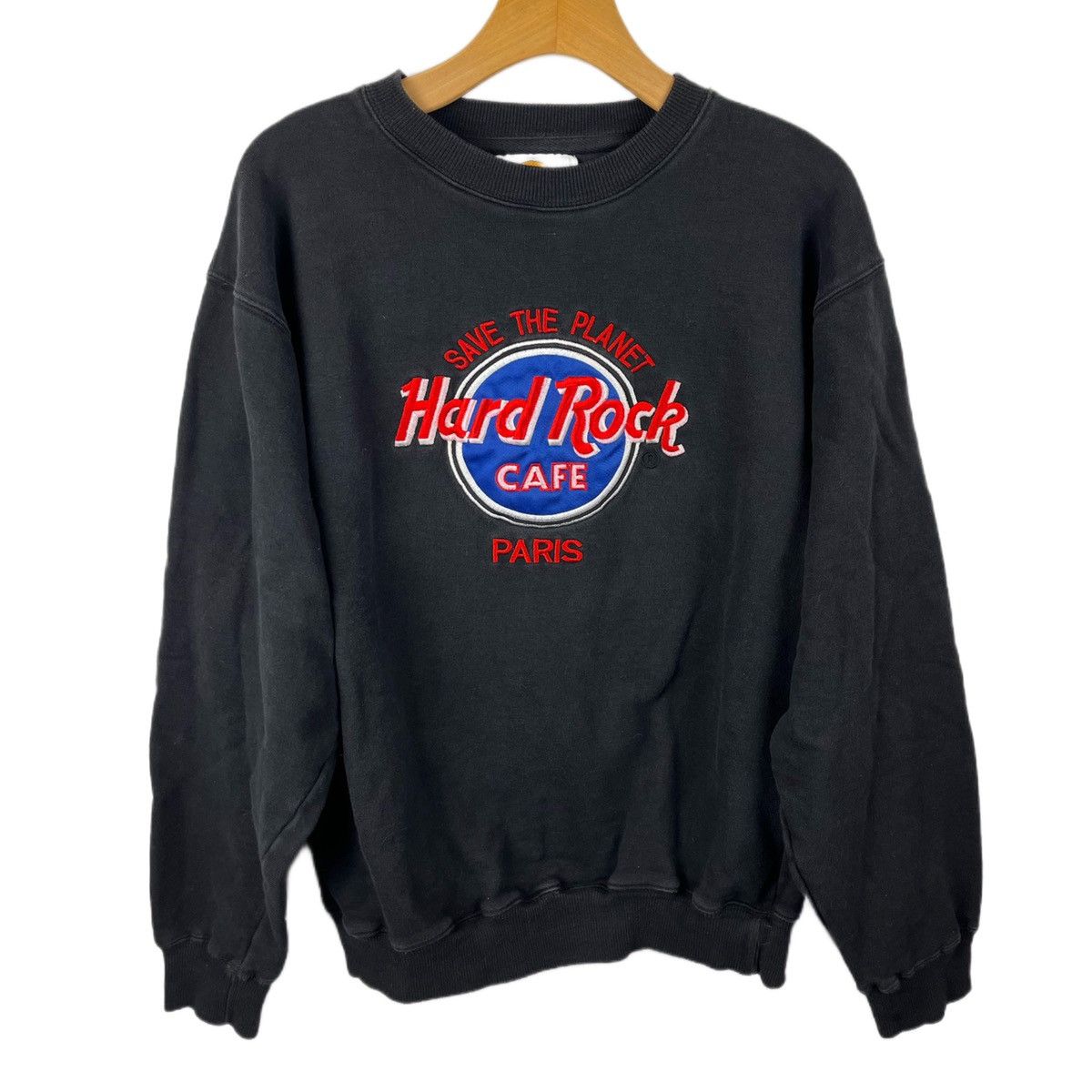 Vintage Vintage Save The World Hard Rock Cafe Sweater Size US L / EU 52-54 / 3 - 1 Preview
