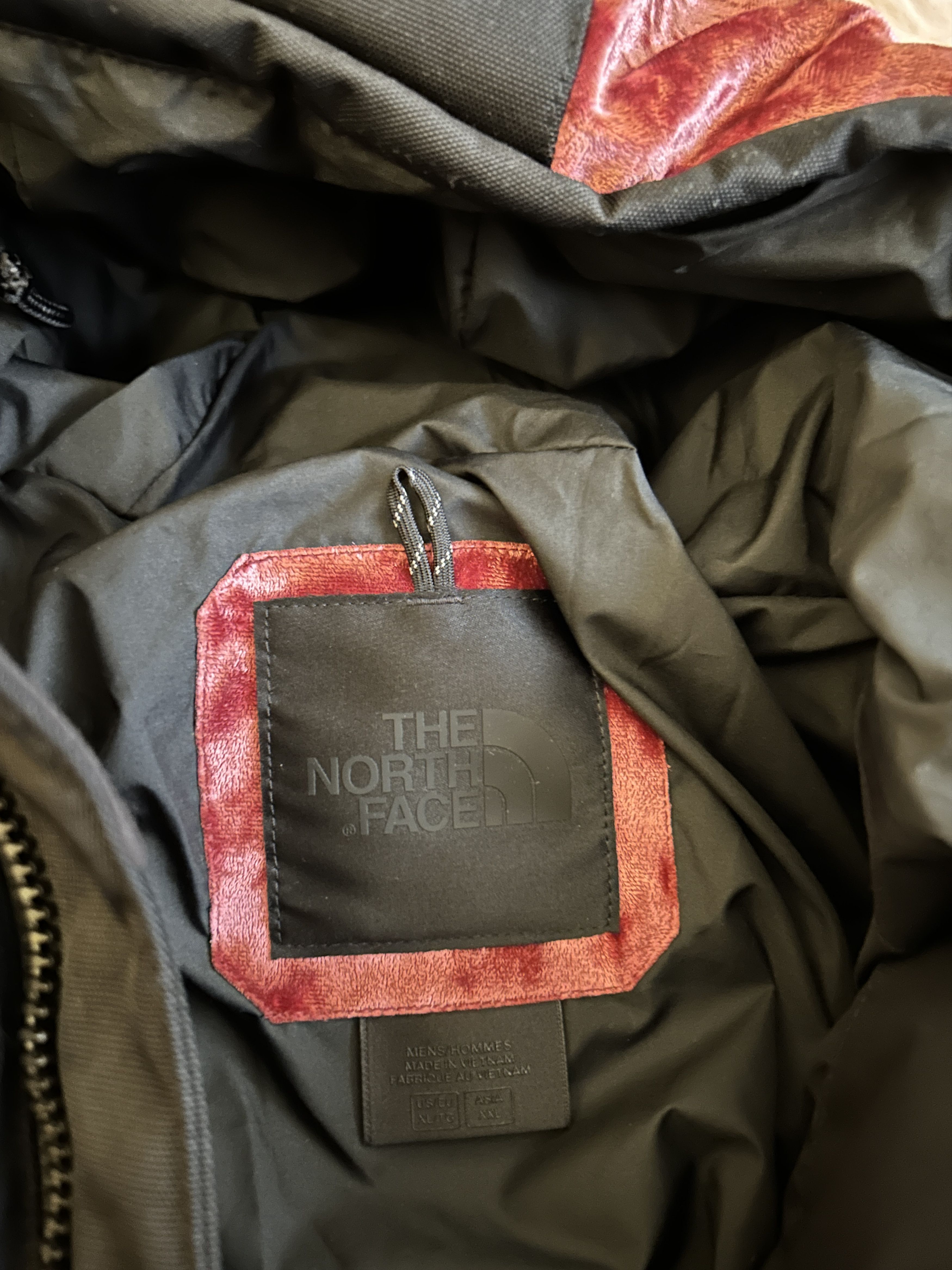 The North Face Black Series Velvet Nuptse Urban regal red down pink Size US XXL / EU 58 / 5 - 8 Thumbnail