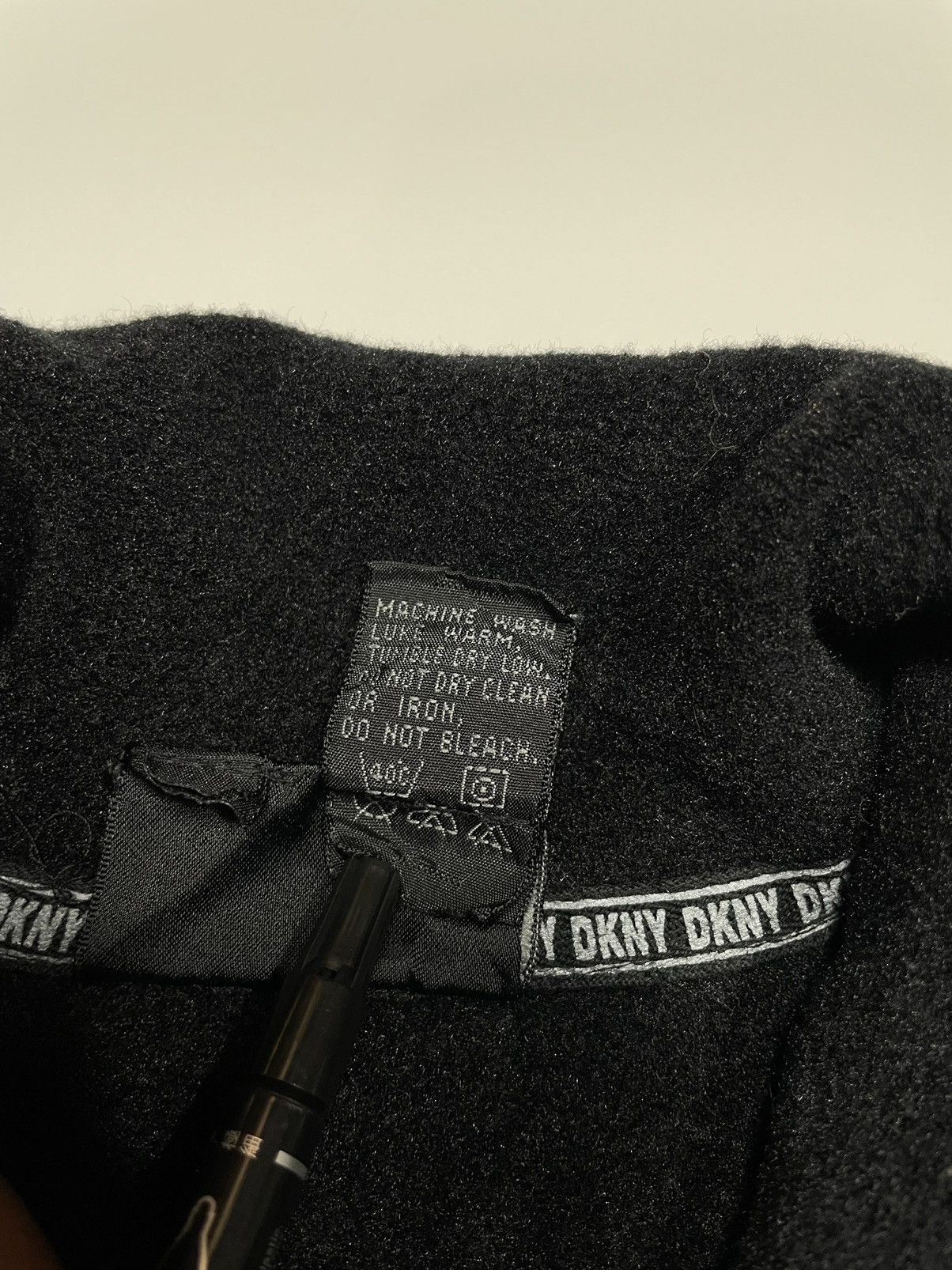 DKNY Vintage 90s DKNY fleece half zipper modern tech Size US M / EU 48-50 / 2 - 7 Thumbnail