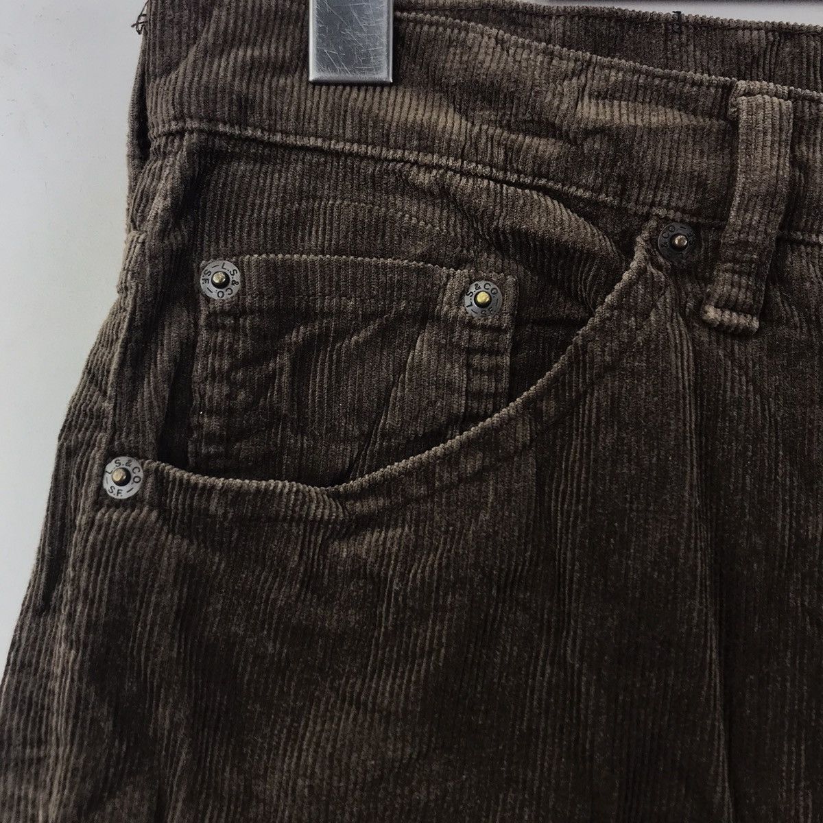 Levi's LEVIS STRAUSS & Co. Corduroy Brown Label Denim Chore Jeans Size US 32 / EU 48 - 4 Thumbnail