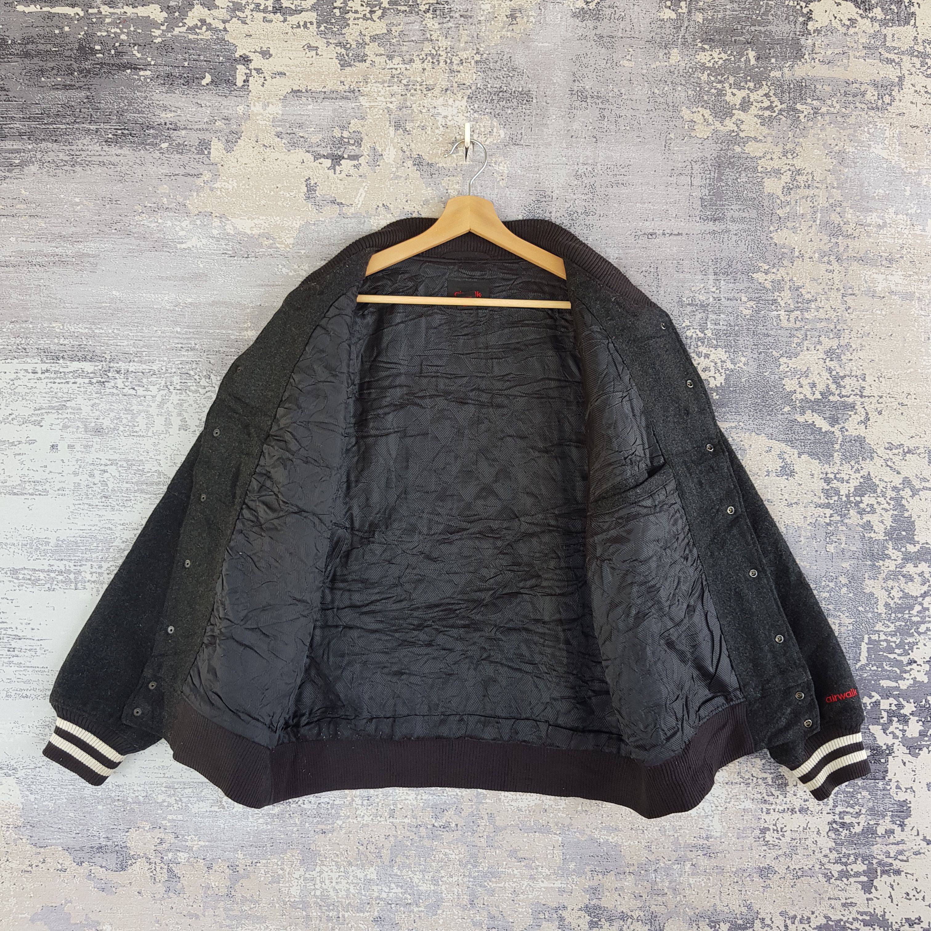 Airwalk × Vintage Vintage Airwalk Varsity Jacket Letterman Wool Jacket Size US L / EU 52-54 / 3 - 8 Thumbnail