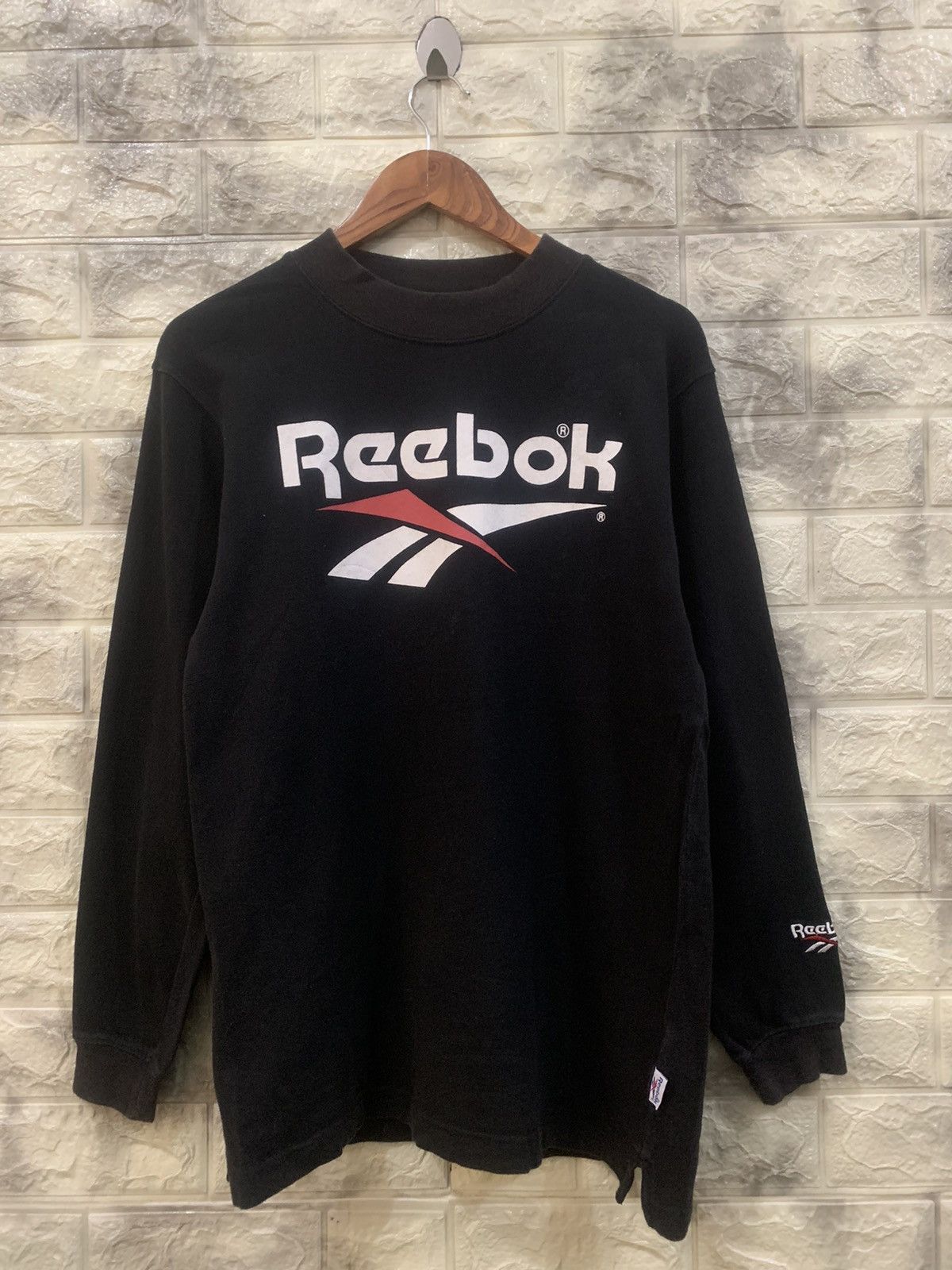 Reebok × Vintage Vintage Reebok big logo black shirt Size US M / EU 48-50 / 2 - 1 Thumbnail