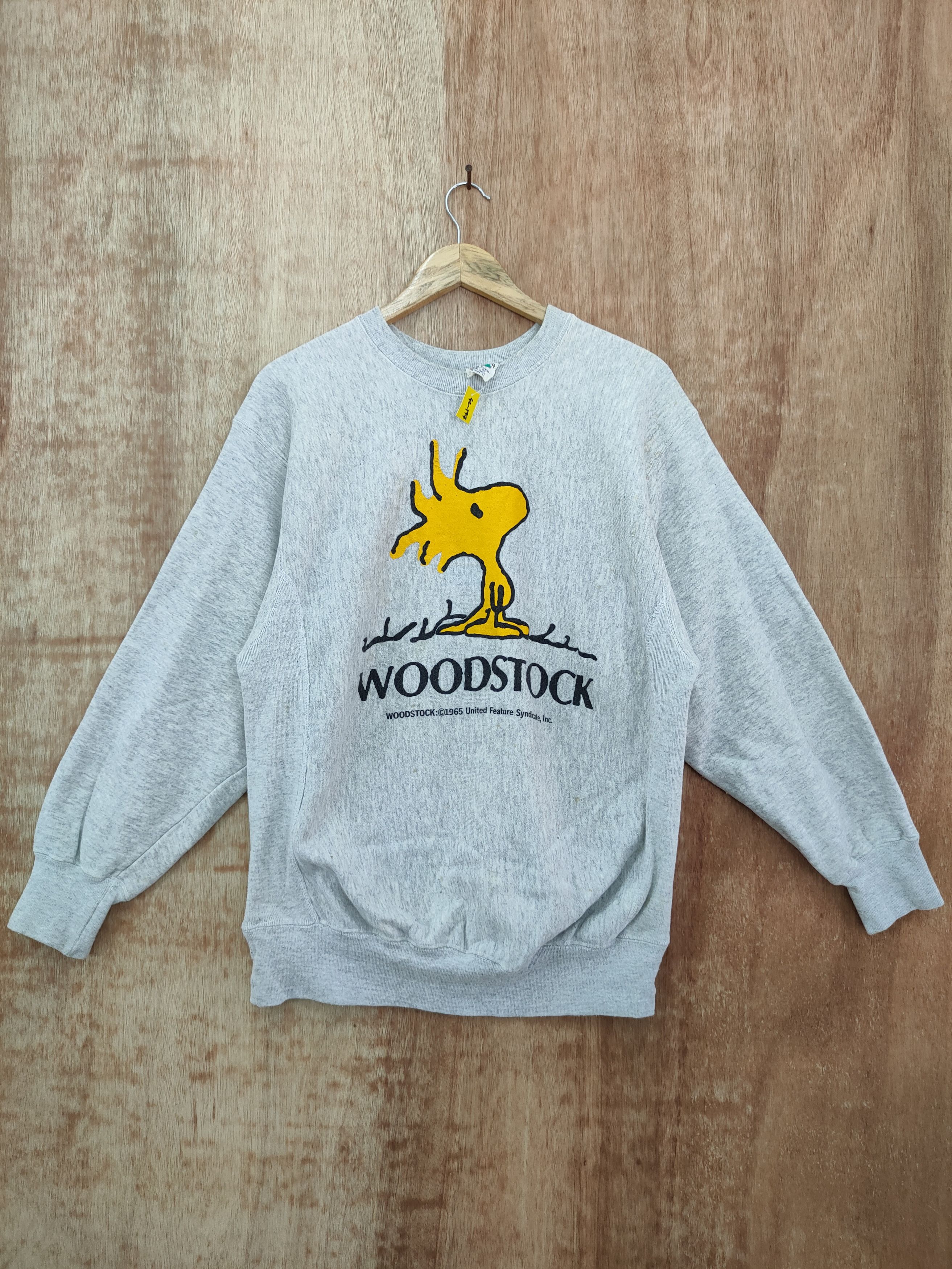 image of Woodstock Movie Cartoon Sweatshirt Vintage 46-177Dl in White, Men's (Size Medium)