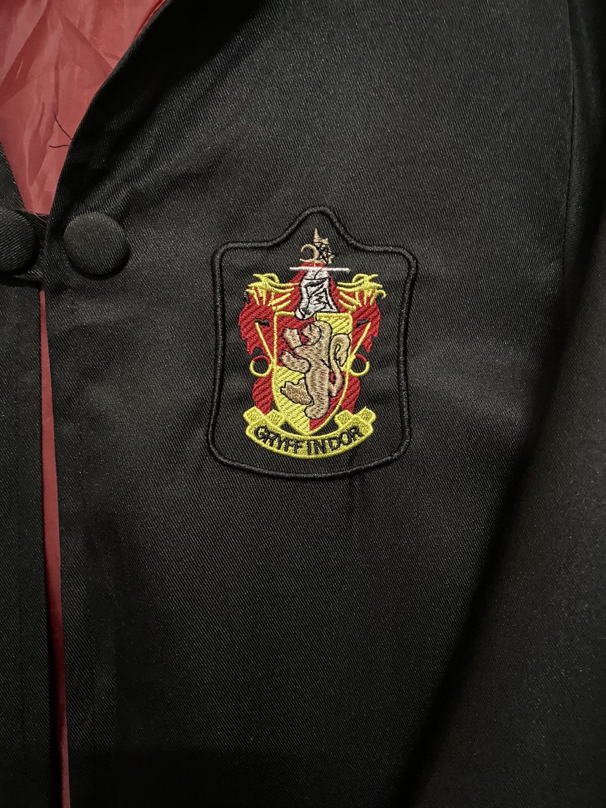 Cloak (A) HARRY POTTER GRYFFINDOR CLOAK CAPE Size US M / EU 48-50 / 2 - 4 Thumbnail
