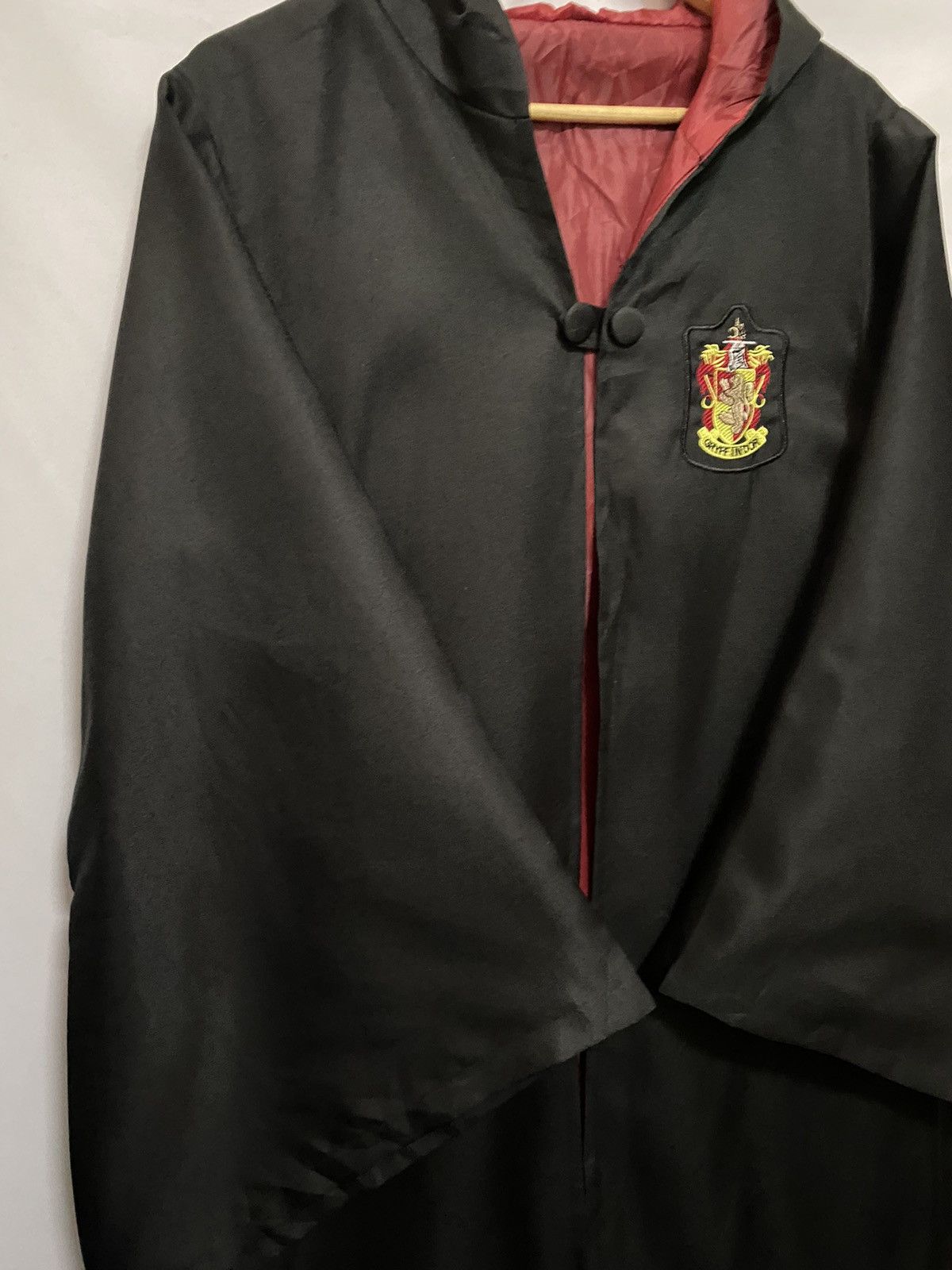 Cloak (A) HARRY POTTER GRYFFINDOR CLOAK CAPE Size US M / EU 48-50 / 2 - 3 Thumbnail