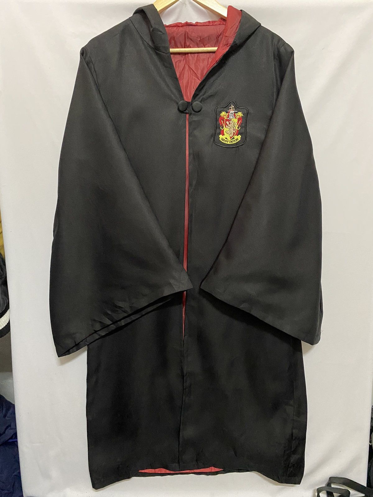Cloak (A) HARRY POTTER GRYFFINDOR CLOAK CAPE Size US M / EU 48-50 / 2 - 1 Thumbnail