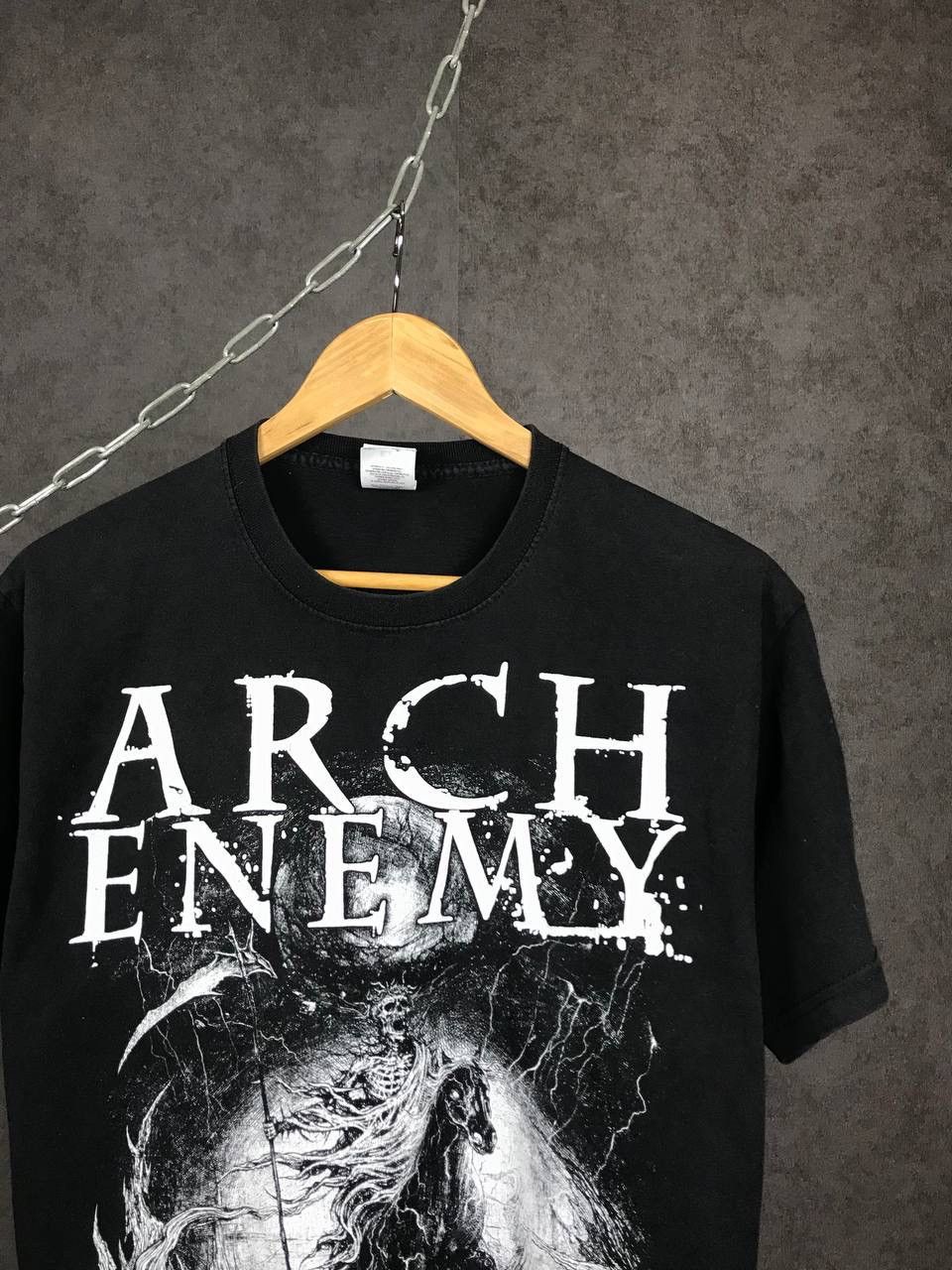 Band Tees Arch Enemy vintage rock band overprinted tee Size US M / EU 48-50 / 2 - 3 Thumbnail