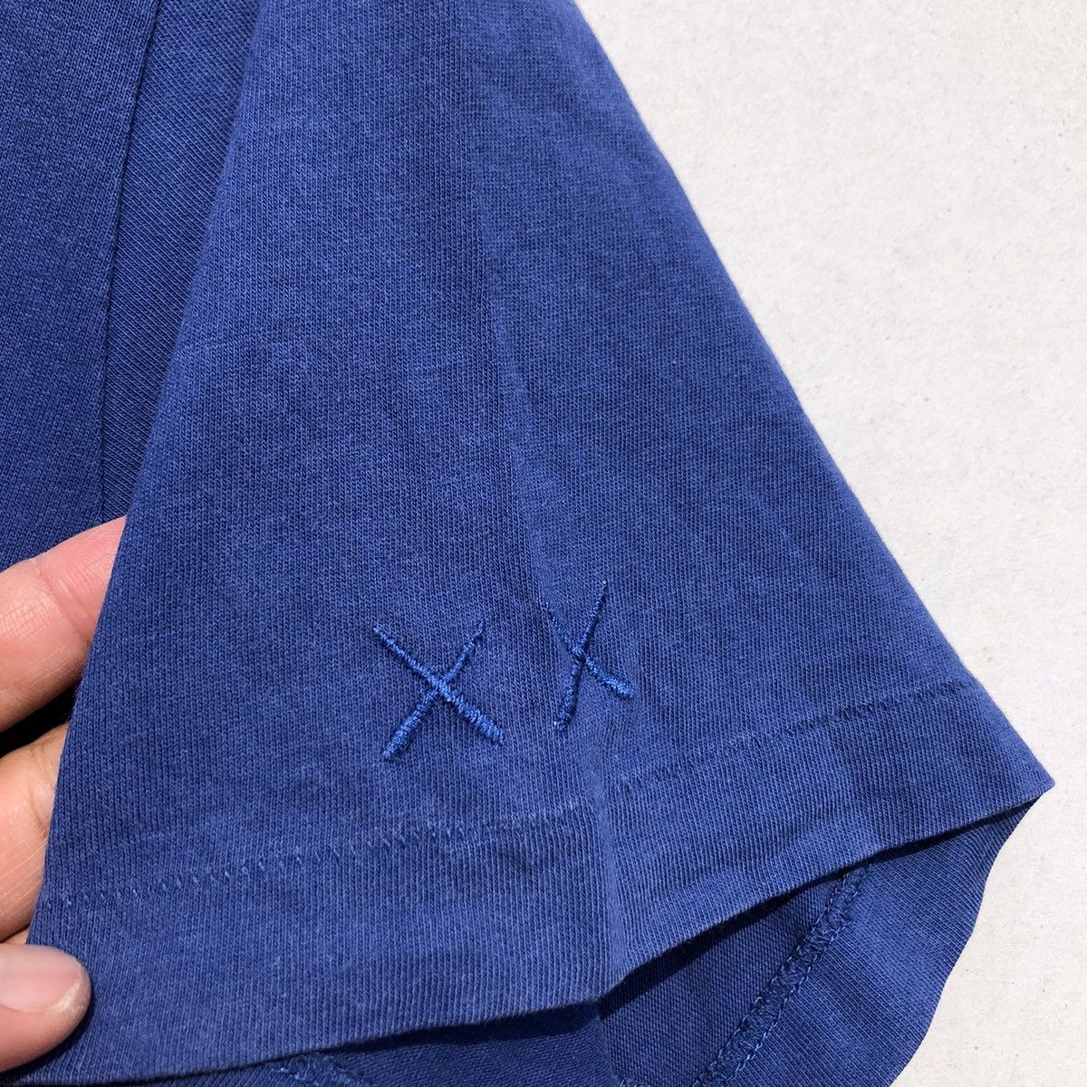 Kaws RARE🔥 Kaws Size US L / EU 52-54 / 3 - 6 Thumbnail