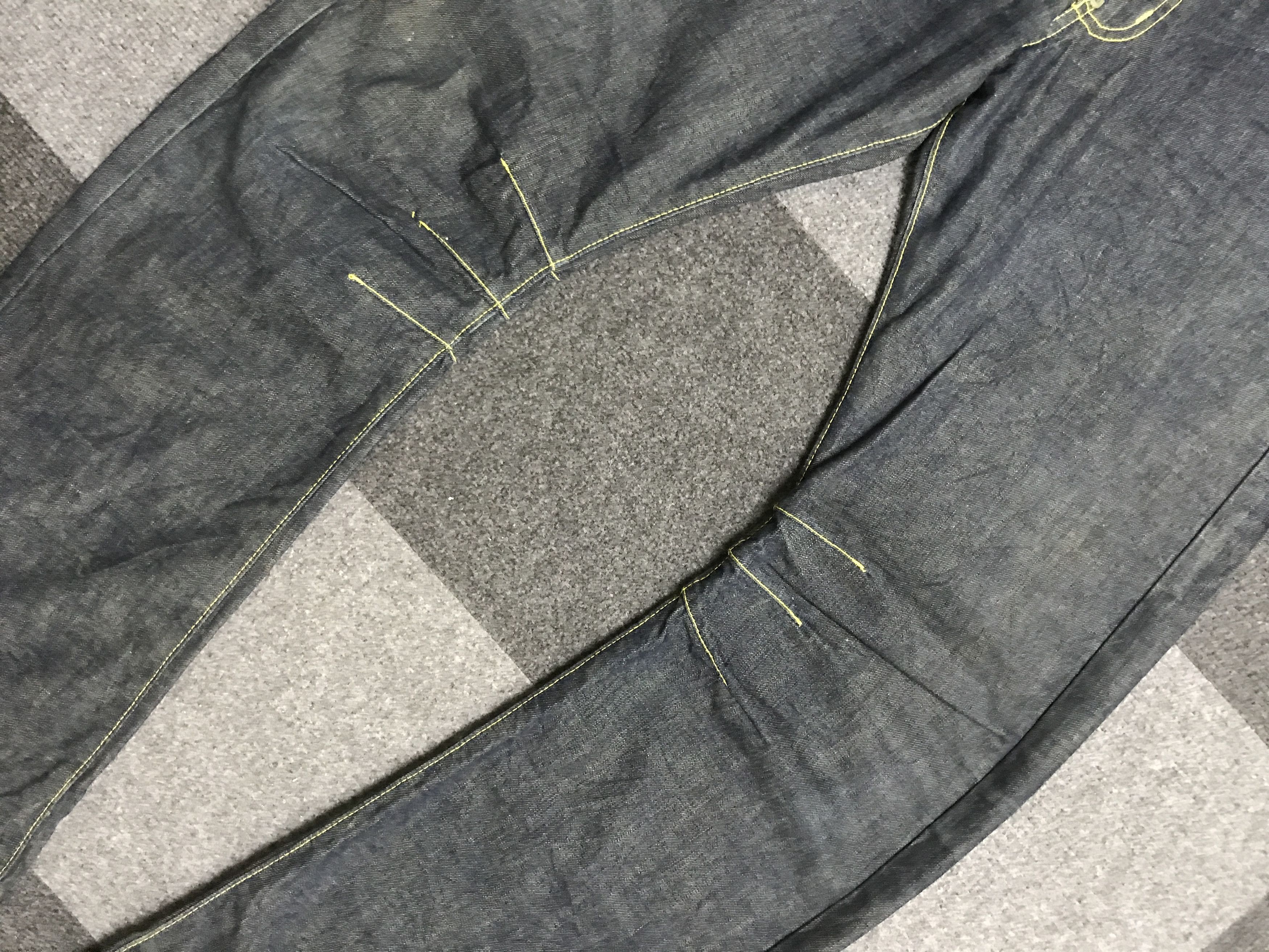D164 YEN Japan Flare Curve Leg Jeans