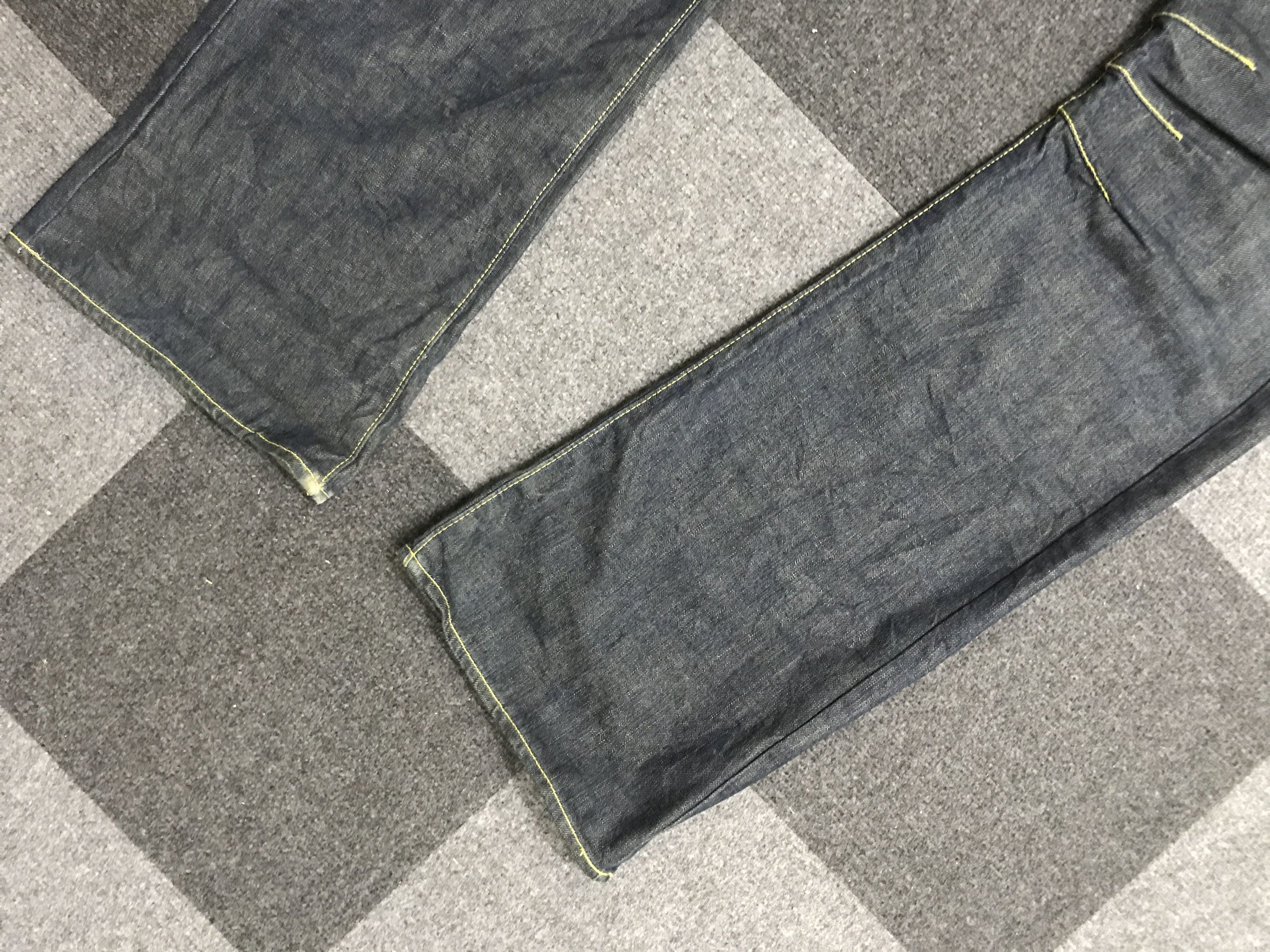 D164 YEN Japan Flare Curve Leg Jeans
