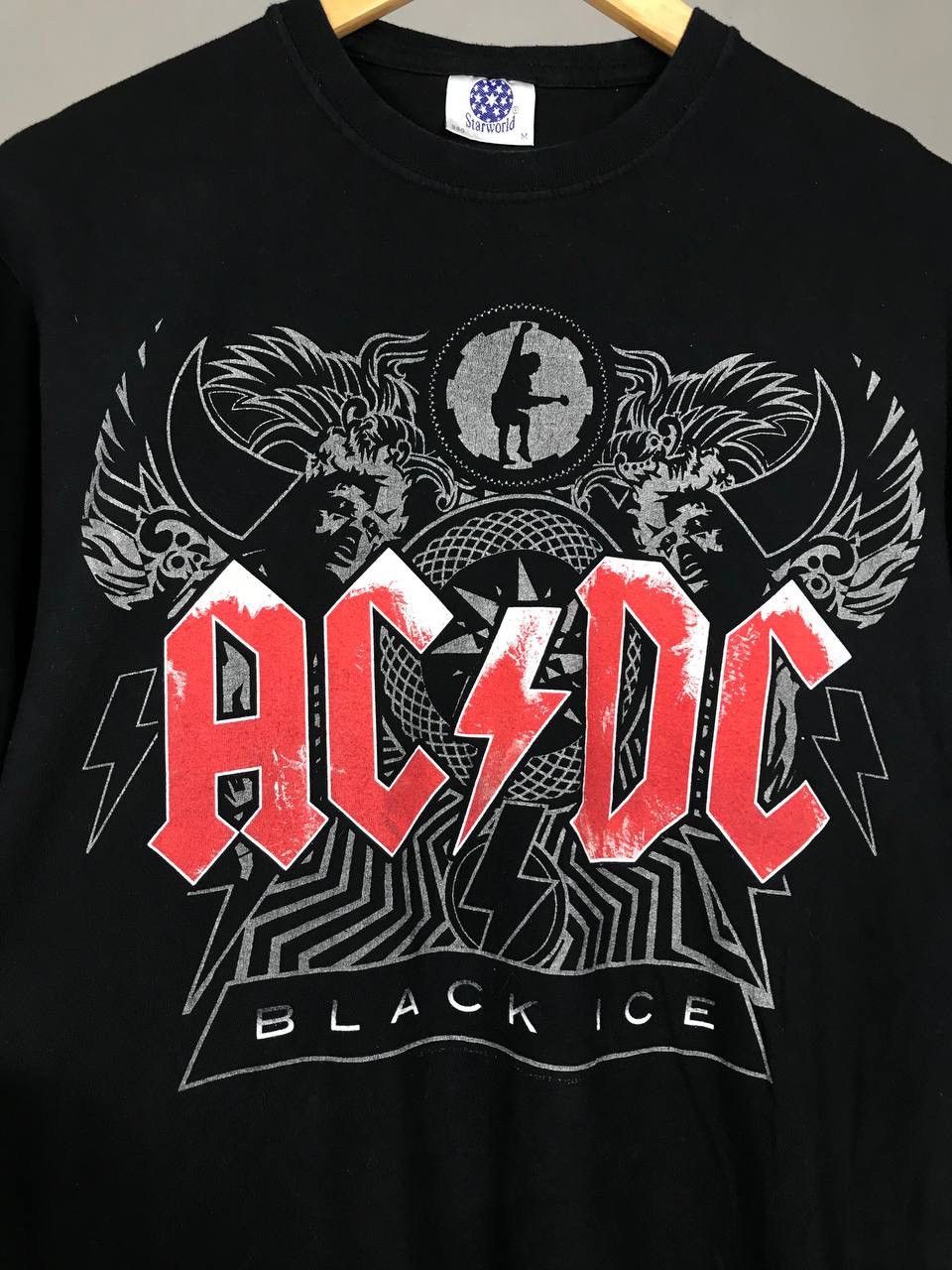 Band Tees AC/DC vintage rock band tee Size US M / EU 48-50 / 2 - 3 Thumbnail