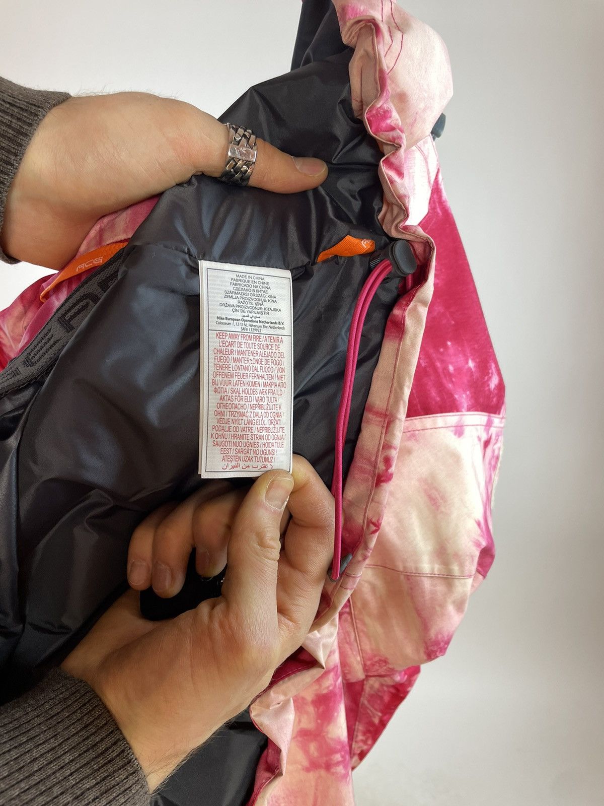 Nike ACG NIKE ACG SKI Jacket Tie Dye REPEL RUN DIVISION JACKET Size M / US 6-8 / IT 42-44 - 14 Thumbnail