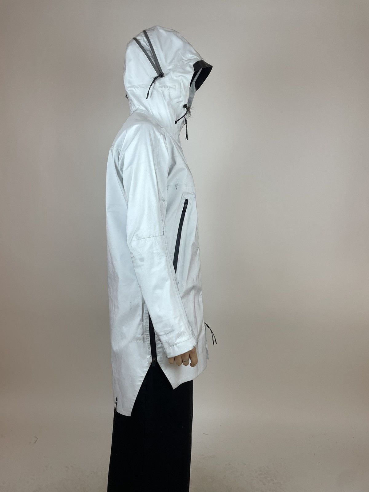 Krakatau KRAKATAU Raincoat Jacket White long futuristic waterproof Size S / US 4 / IT 40 - 12 Thumbnail