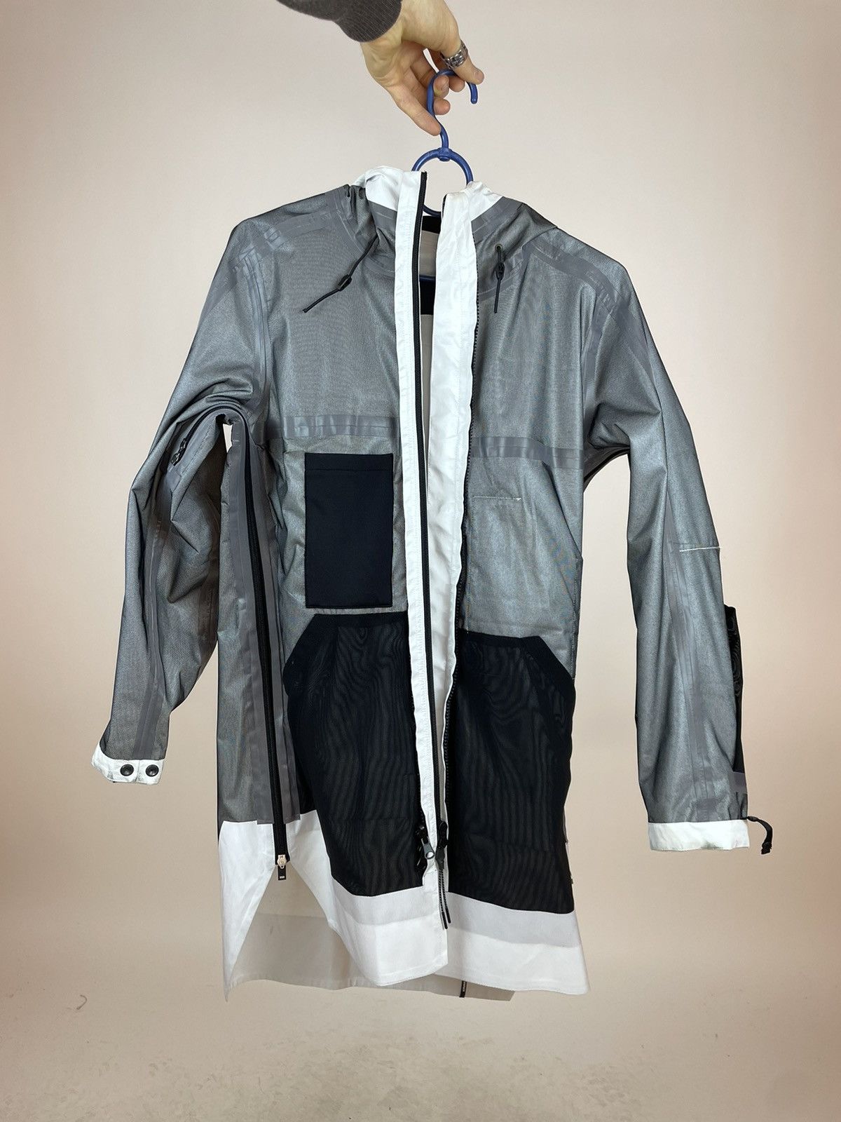Krakatau KRAKATAU Raincoat Jacket White long futuristic waterproof Size S / US 4 / IT 40 - 19 Thumbnail
